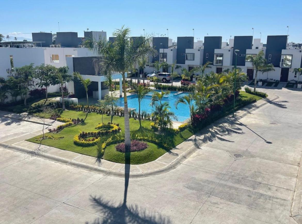 Casa Minerva view 2
