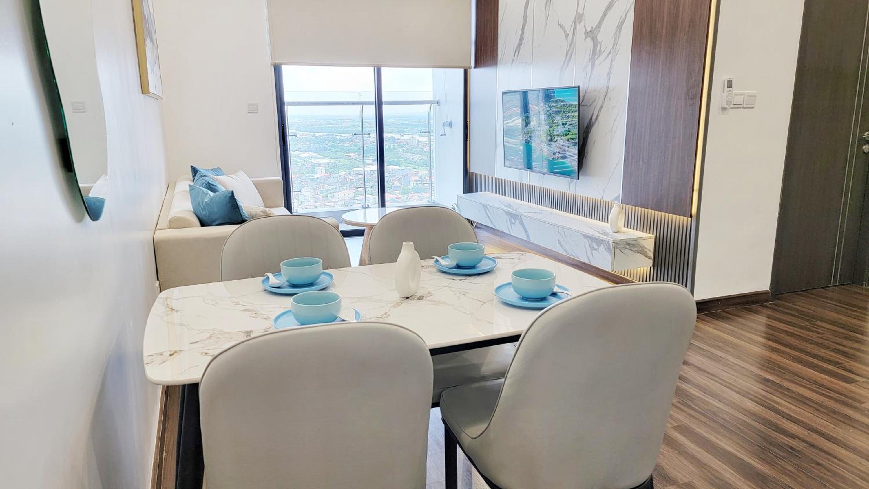 Hoang Huy Grand Tower Condo steps fr Vincom Plaza view 4
