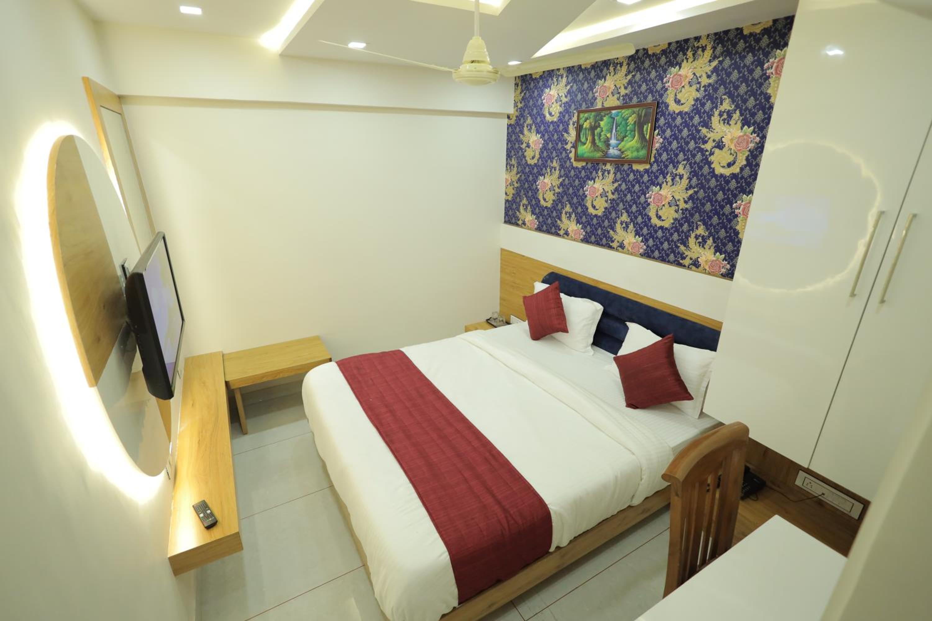 HOTEL RK FORTUNE view 4