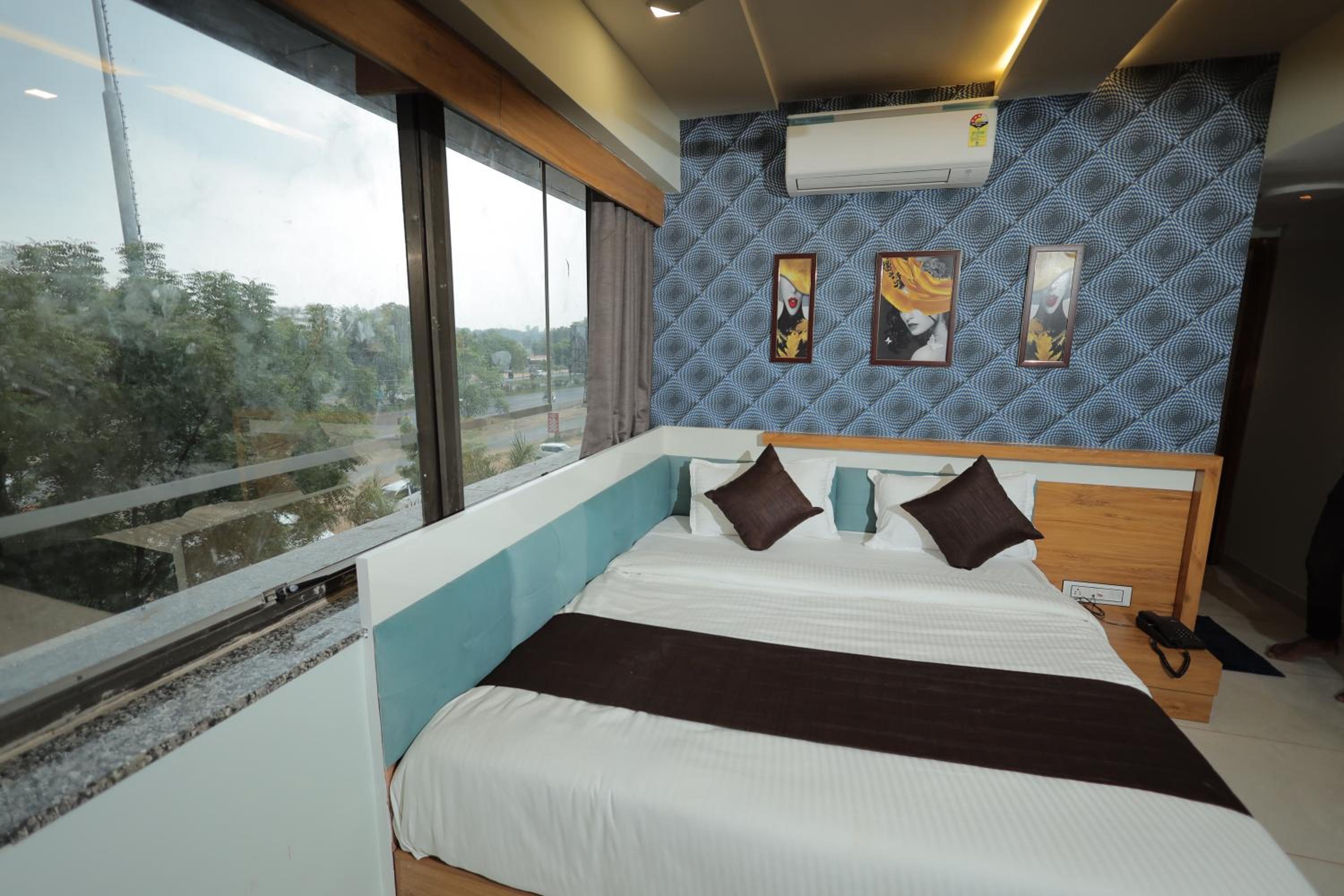 HOTEL RK FORTUNE view 2