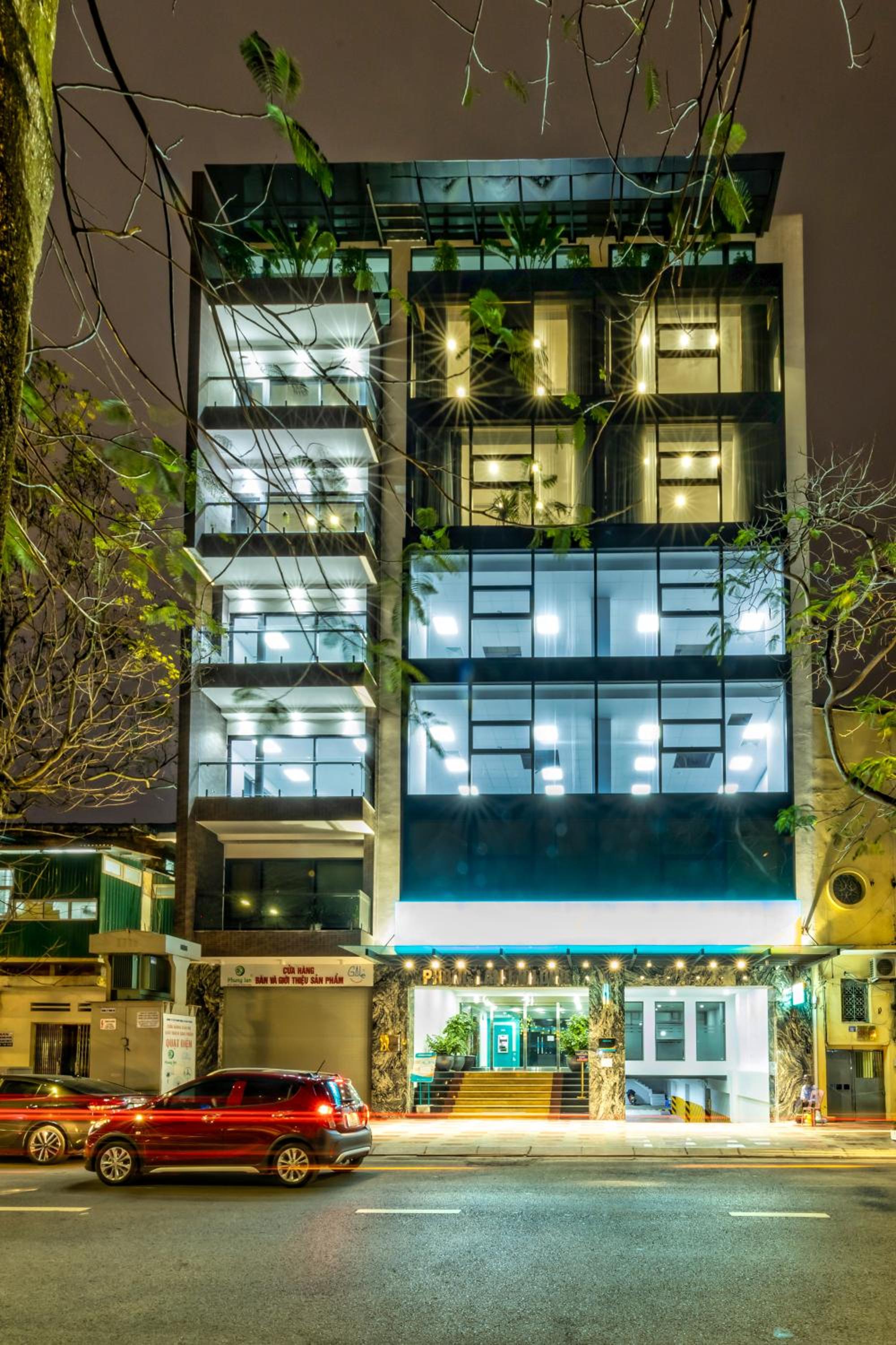 Phong Lan Apartments