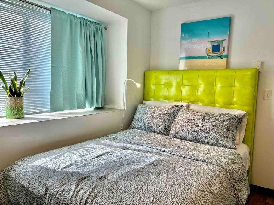 Seattle Vacations - Micro Studio Apartment in University District- 10 Minutes walk to UW - Property Image 4