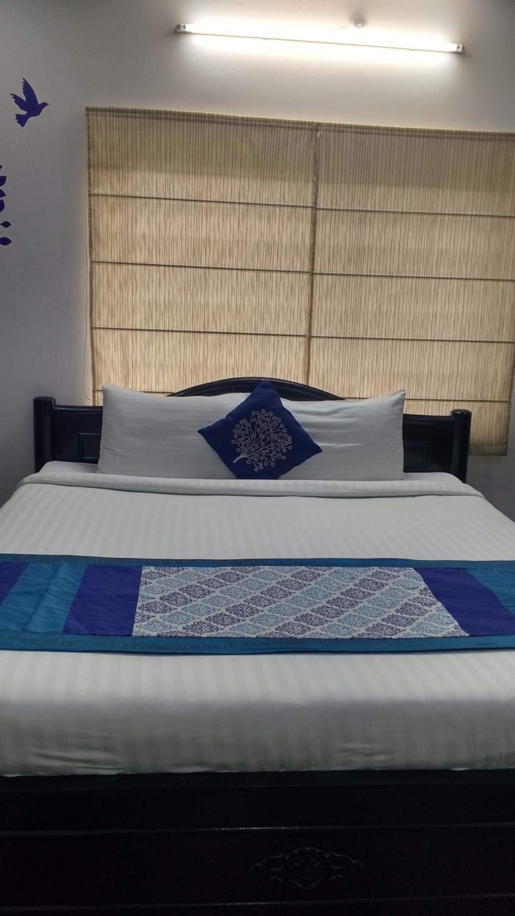 Hitech Shilparamam Guest House view 4