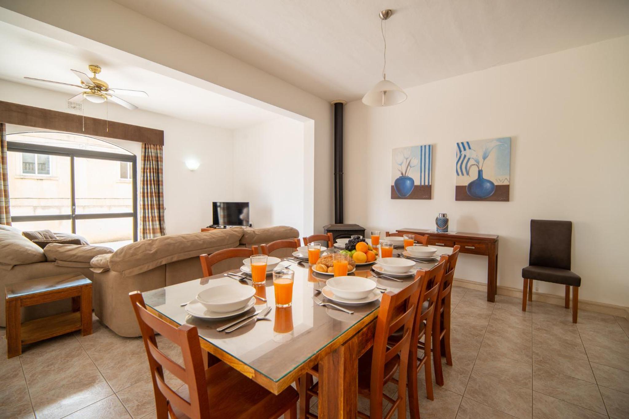 Hgieri Holiday Home view 3