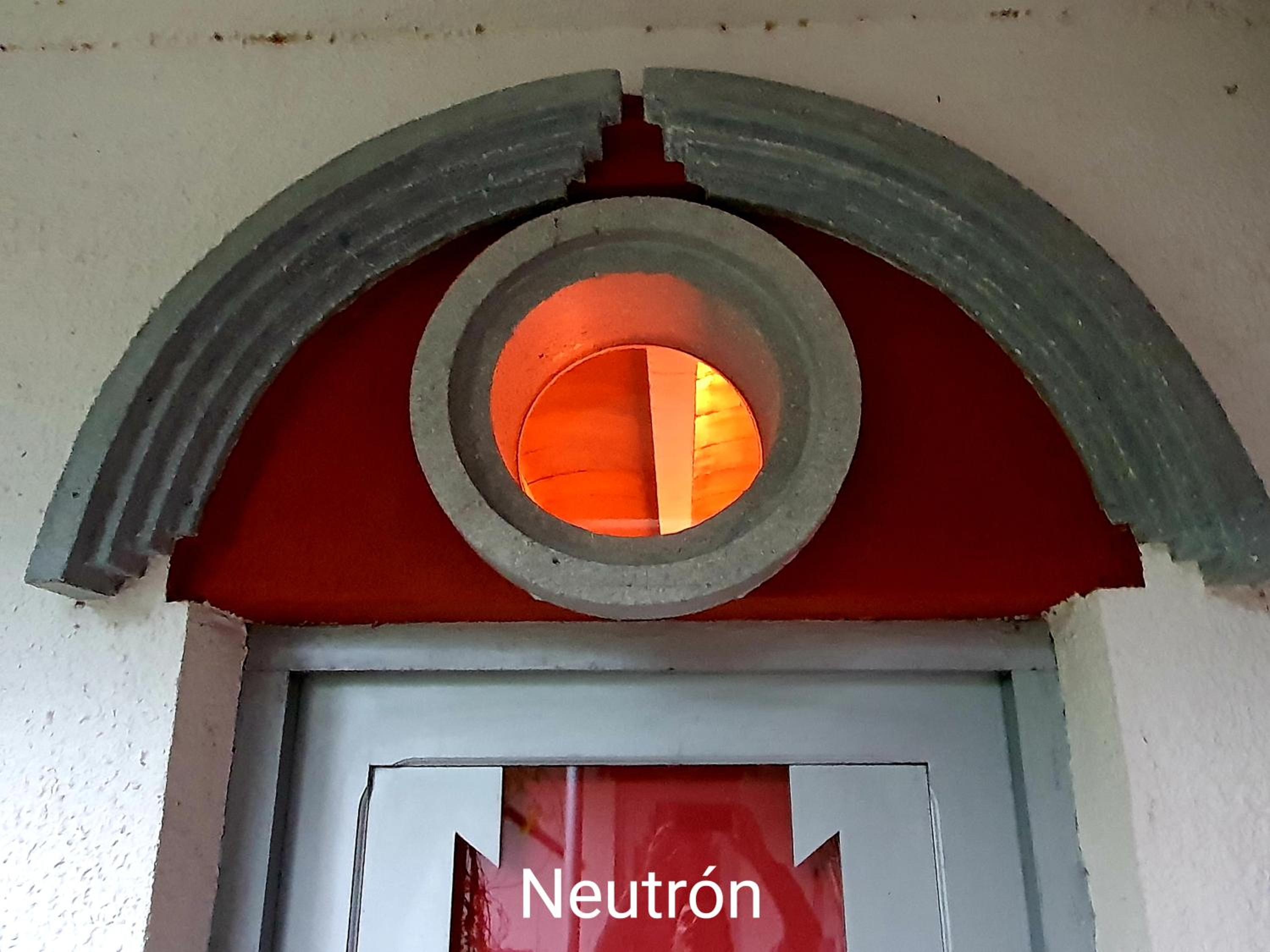 zentral club neutron-jacuzzi