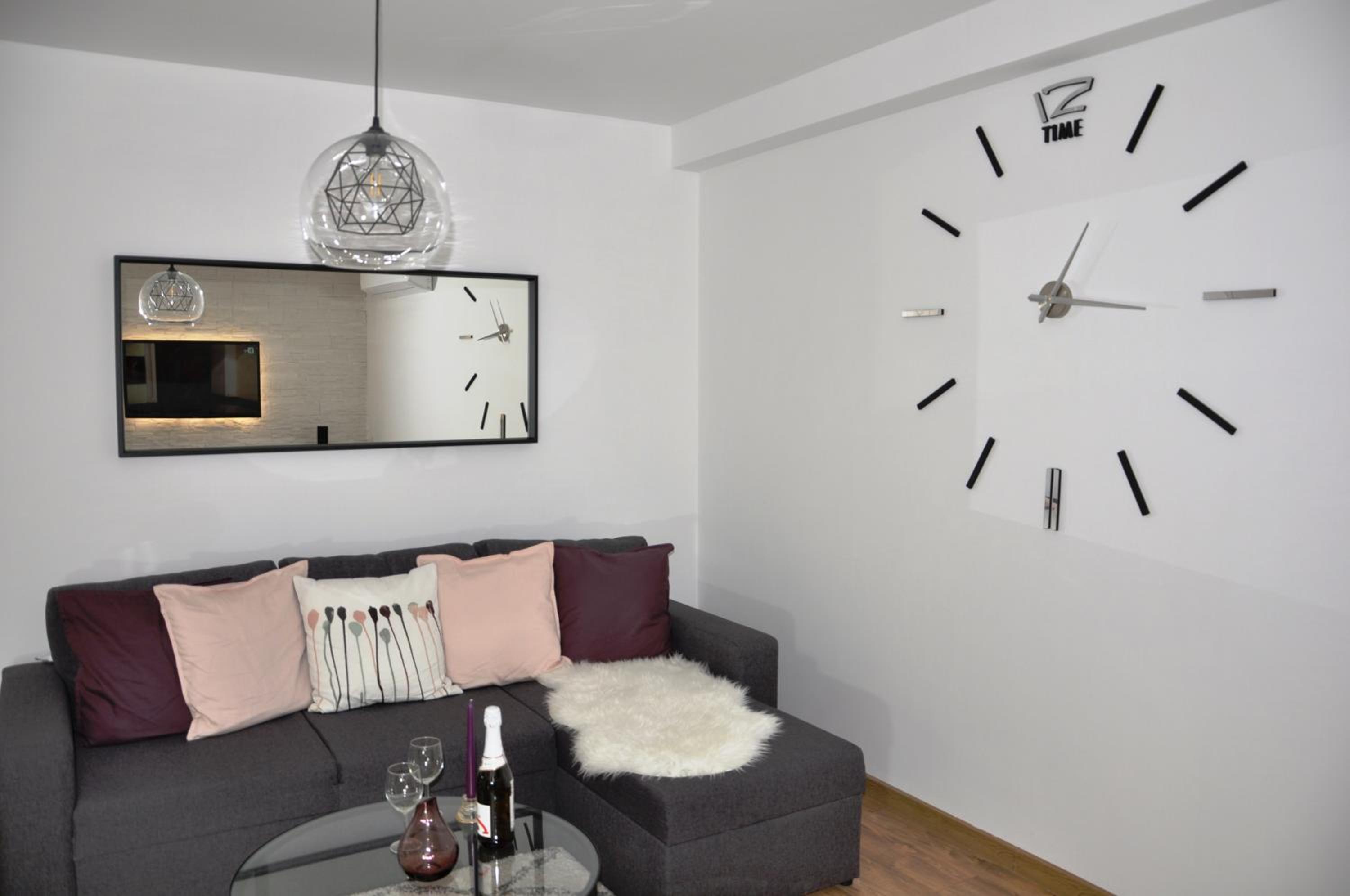 Lux Apartment view 4