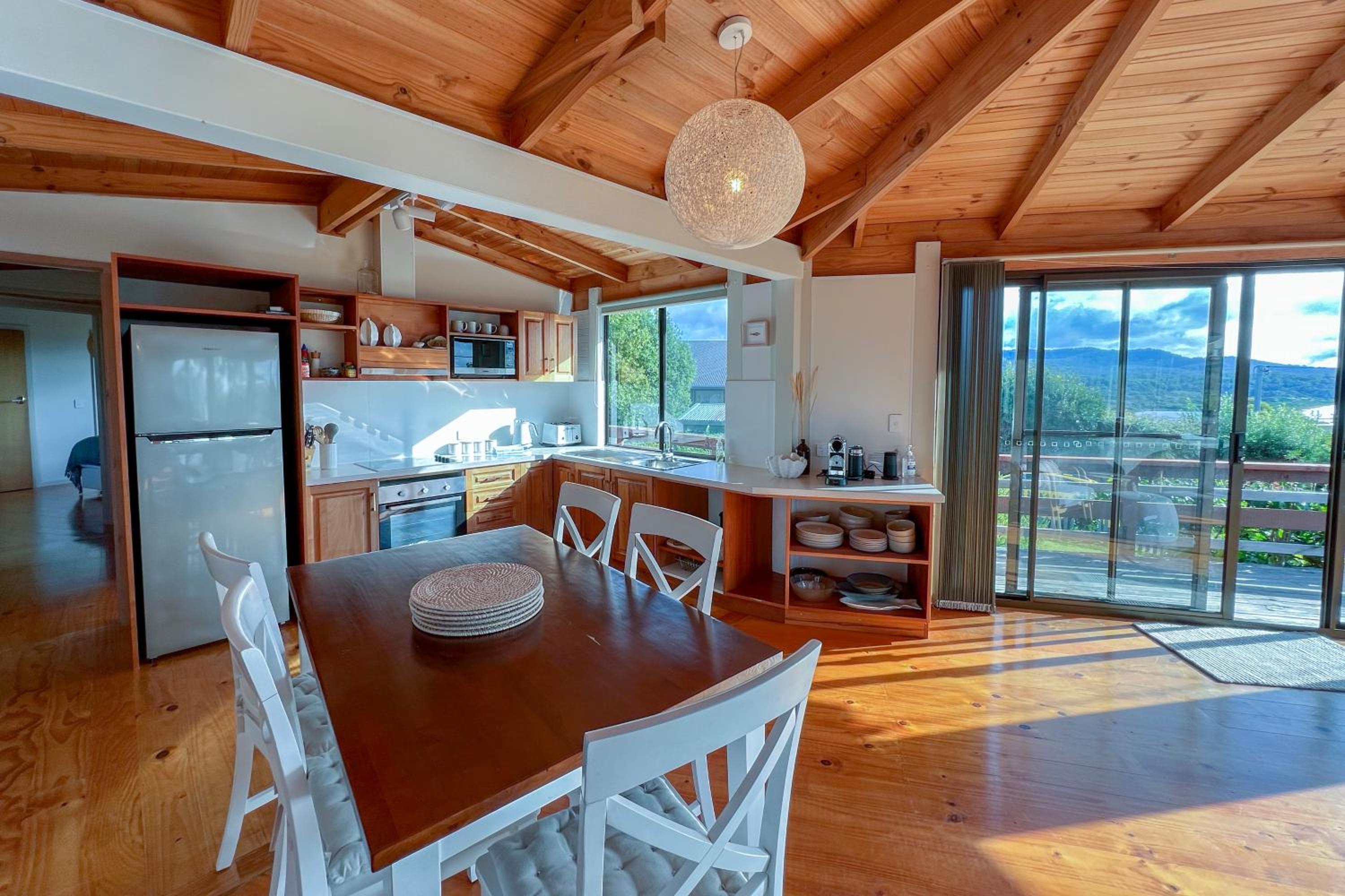 HEXAGON BEACH HOUSE Binalong Bay of Fires Views