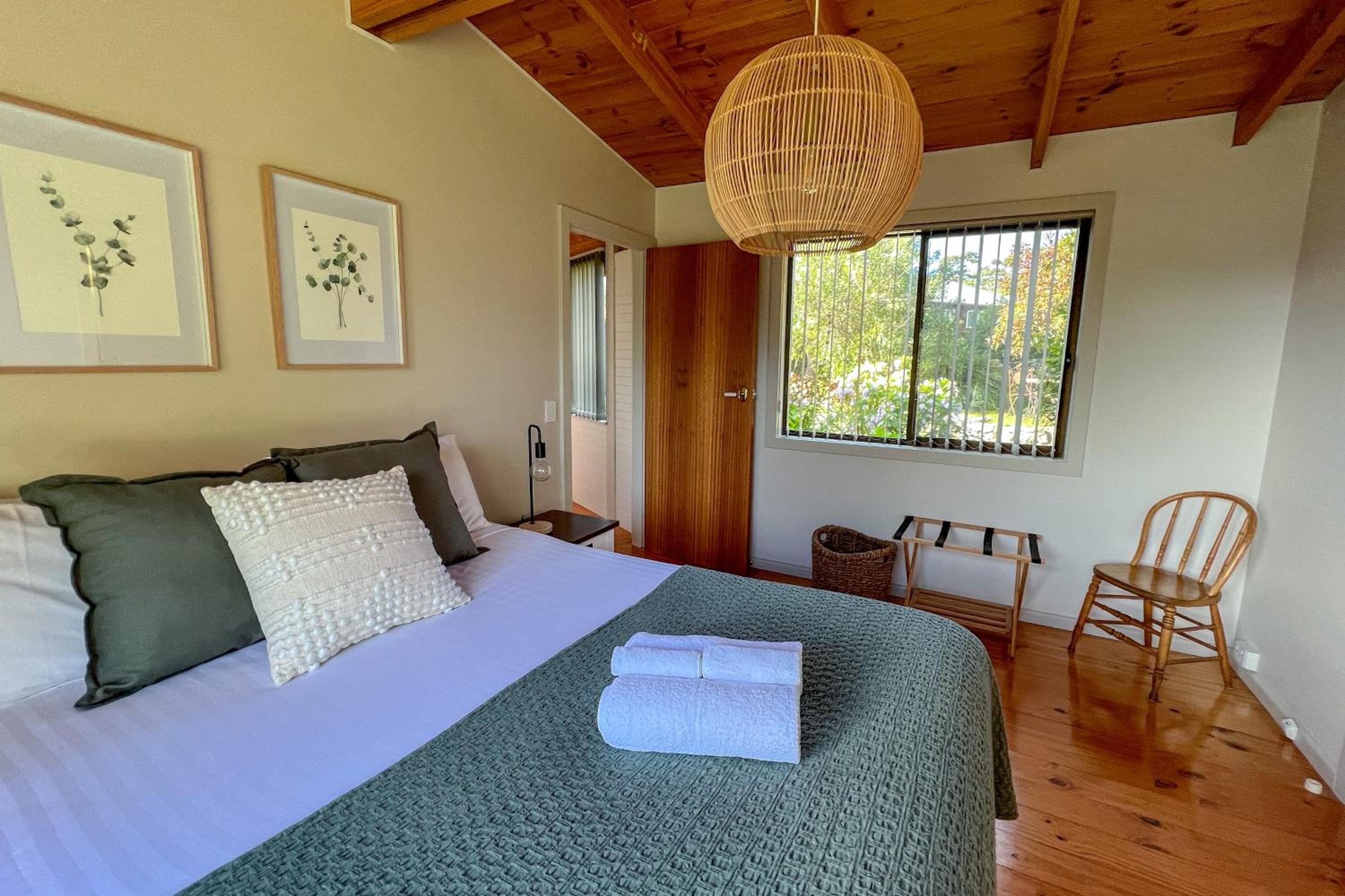 HEXAGON BEACH HOUSE Binalong Bay of Fires Views
