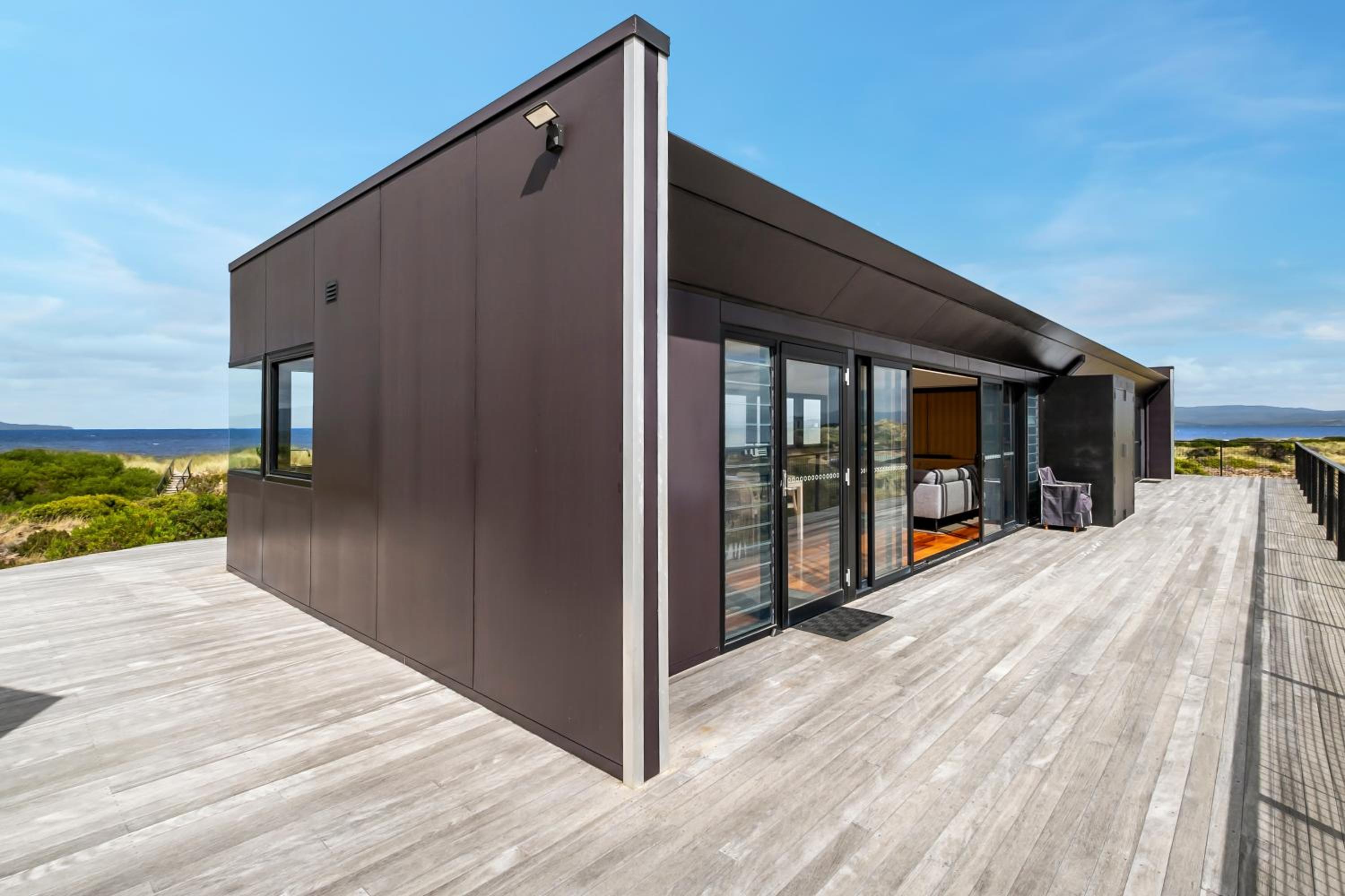 Elements - Freycinet Holiday Houses