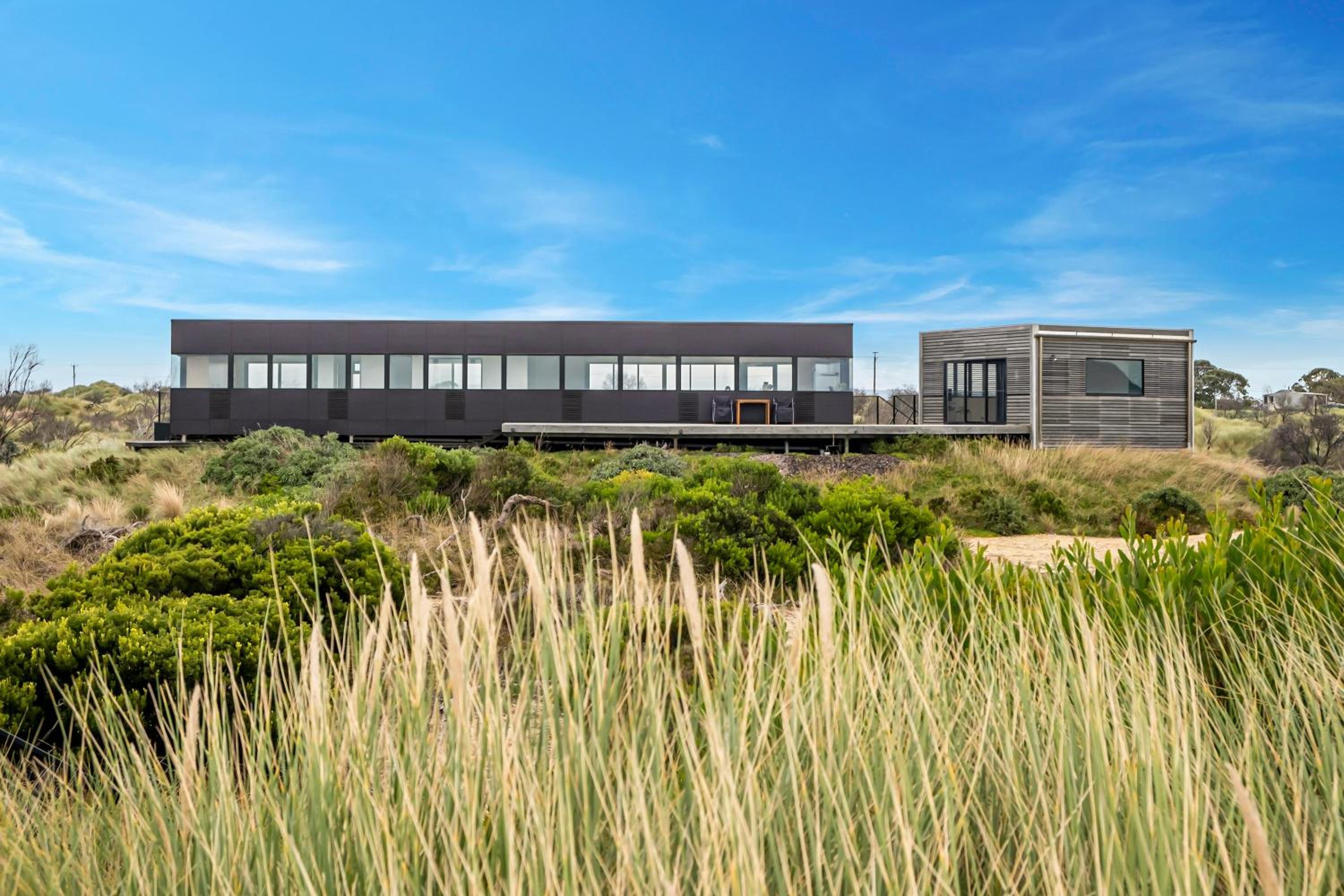 Elements - Freycinet Holiday Houses