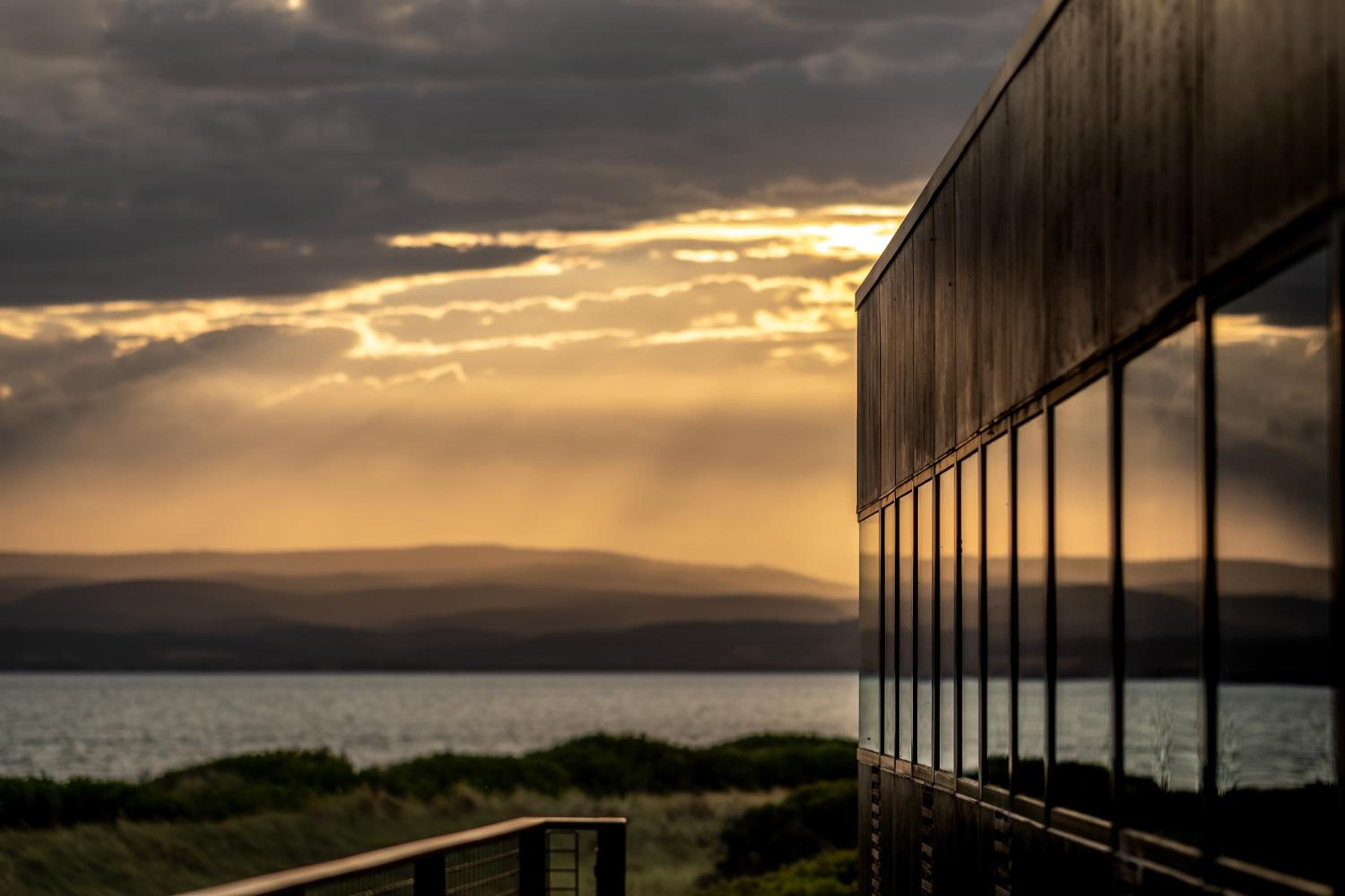 Elements - Freycinet Holiday Houses