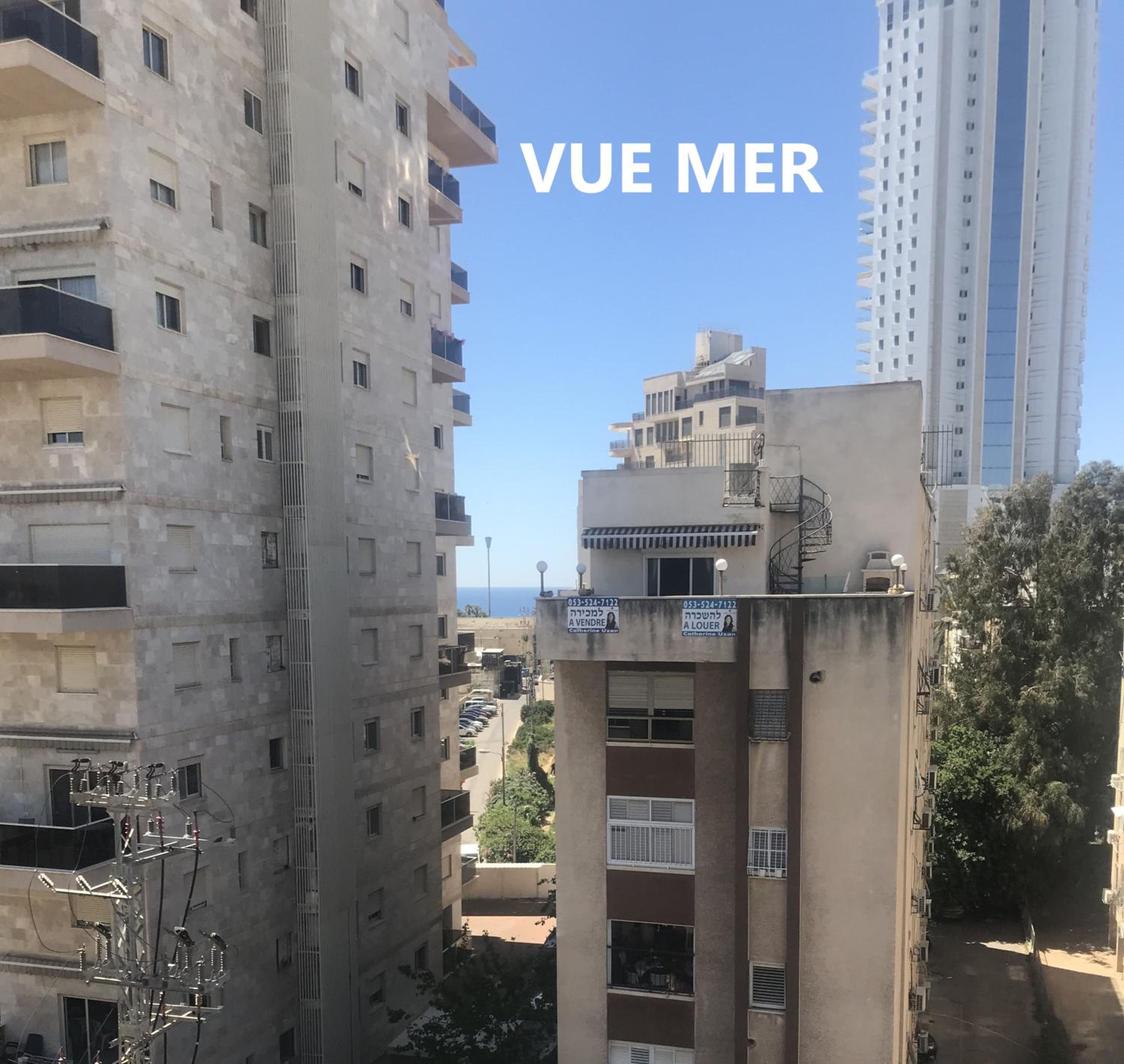 Grand appartement 7 personnes NETANYA proximité immédiate kikar plage immeuble KING KORESH view 3