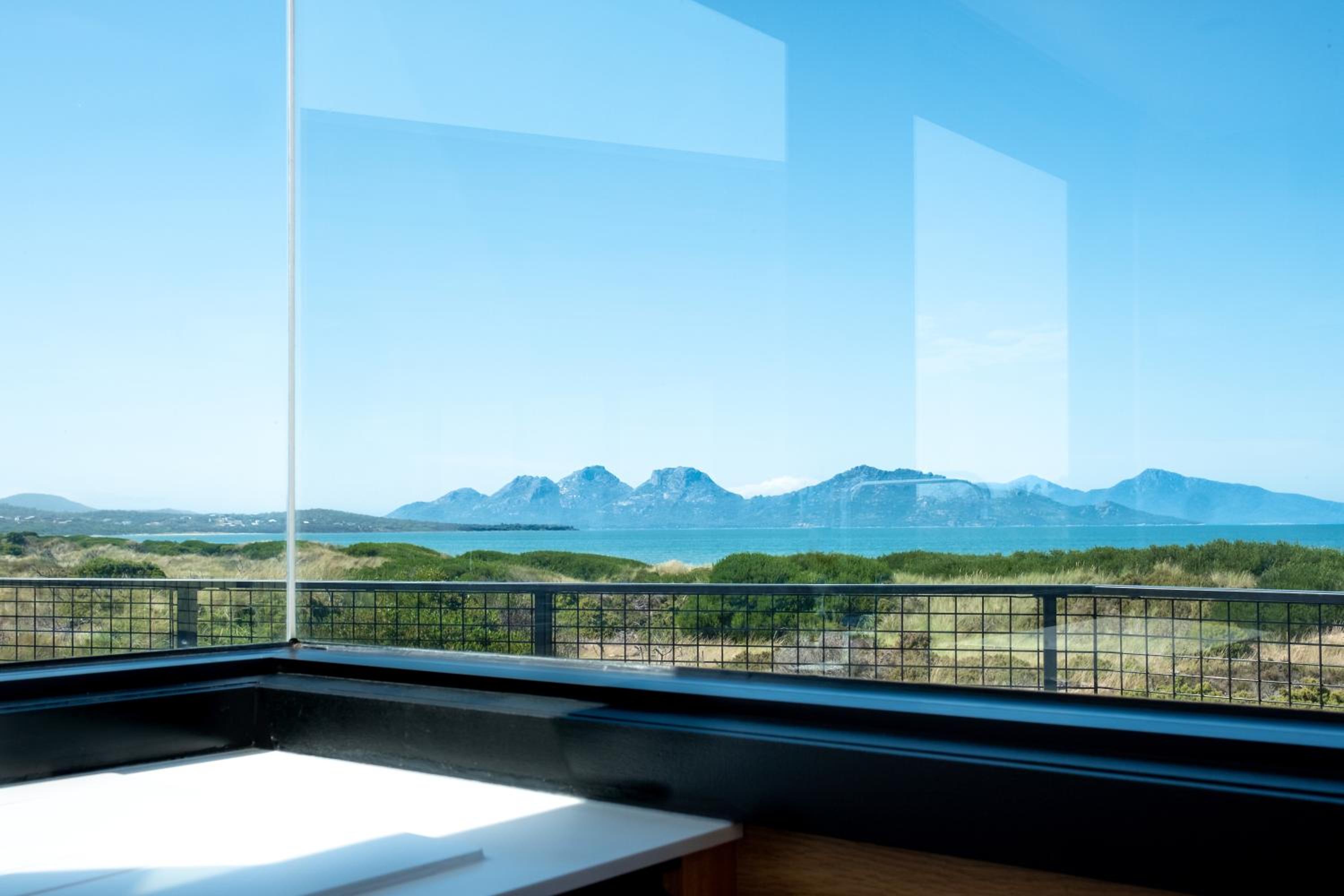 Elements - Freycinet Holiday Houses