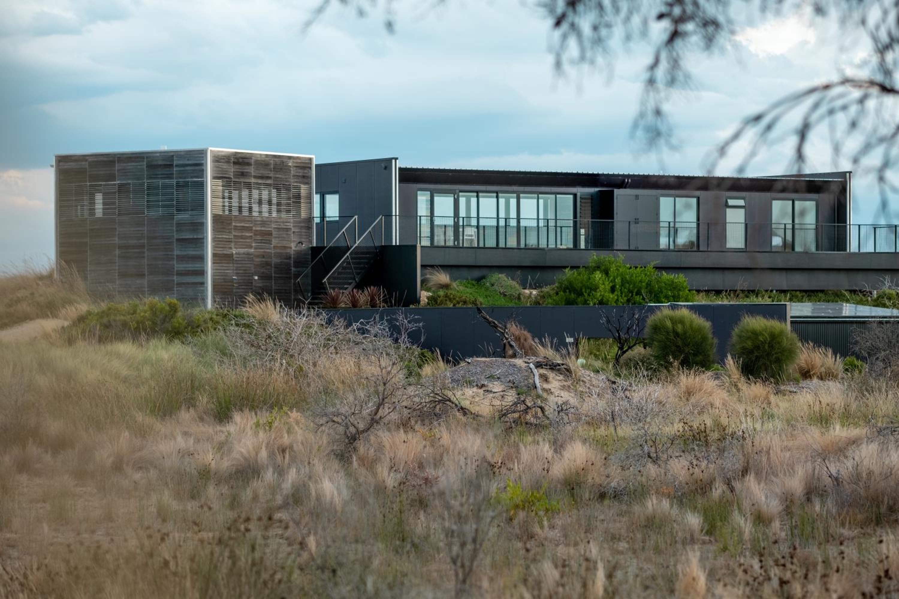 Elements - Freycinet Holiday Houses