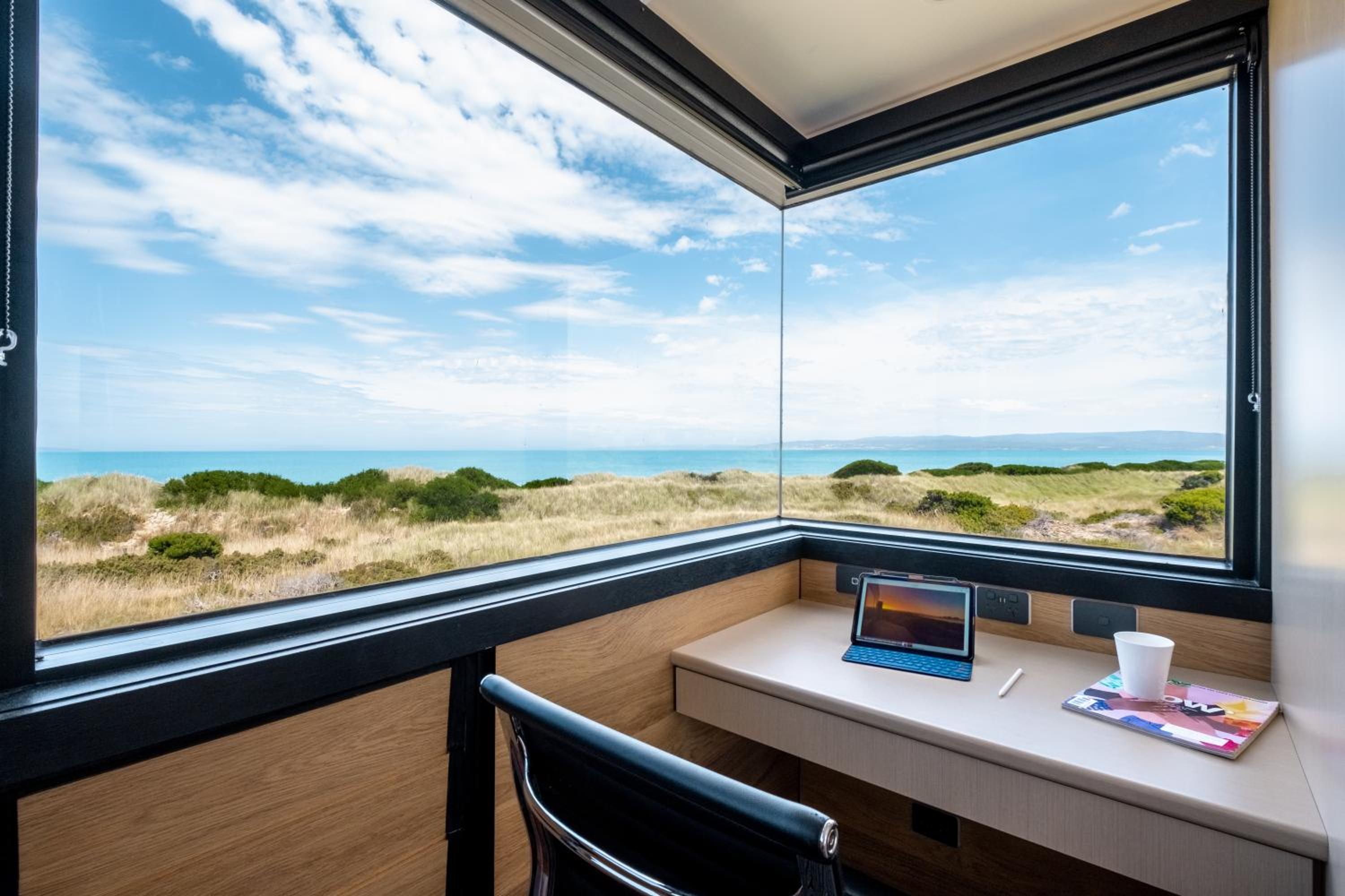 Elements - Freycinet Holiday Houses