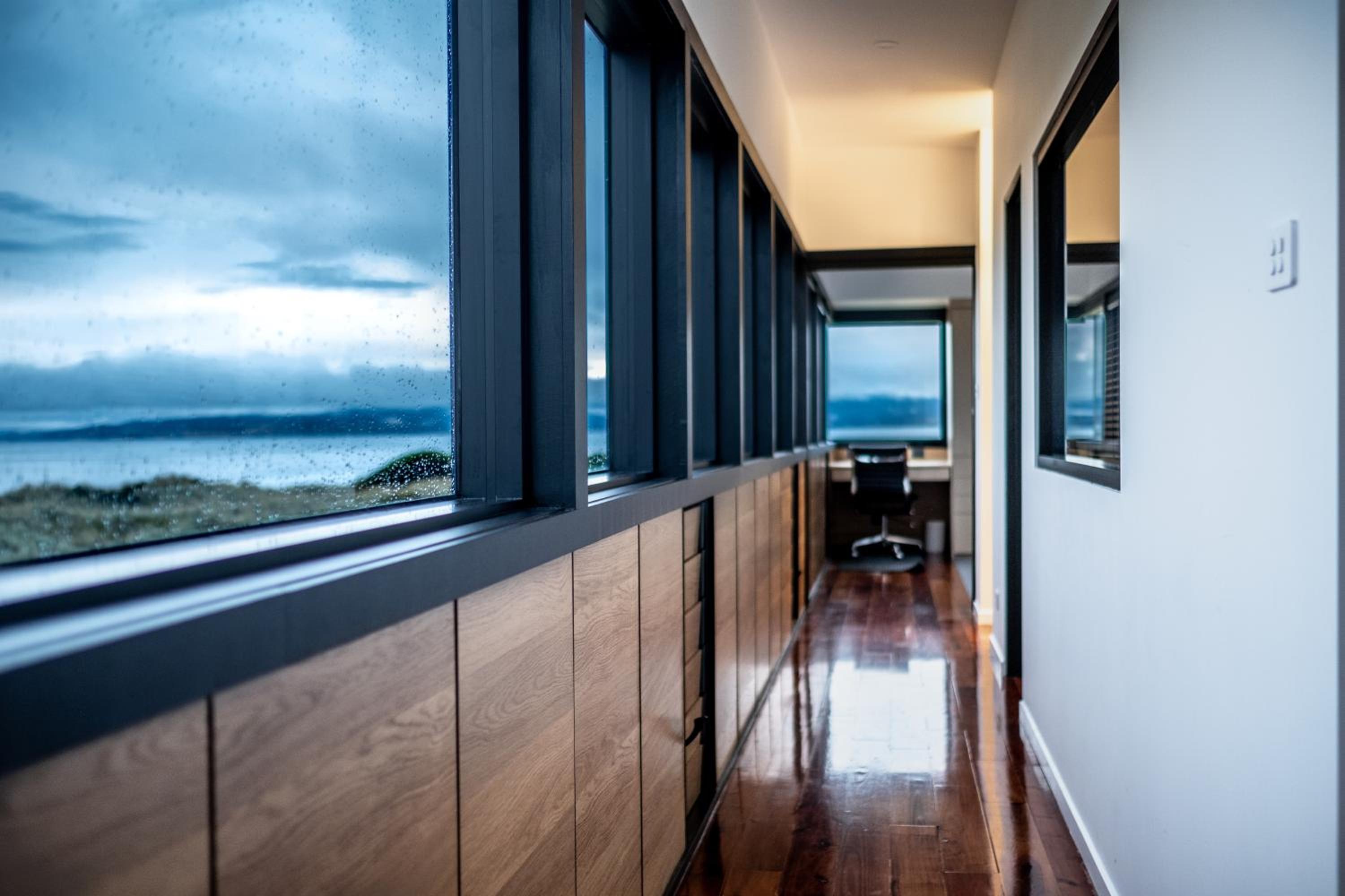 Elements - Freycinet Holiday Houses