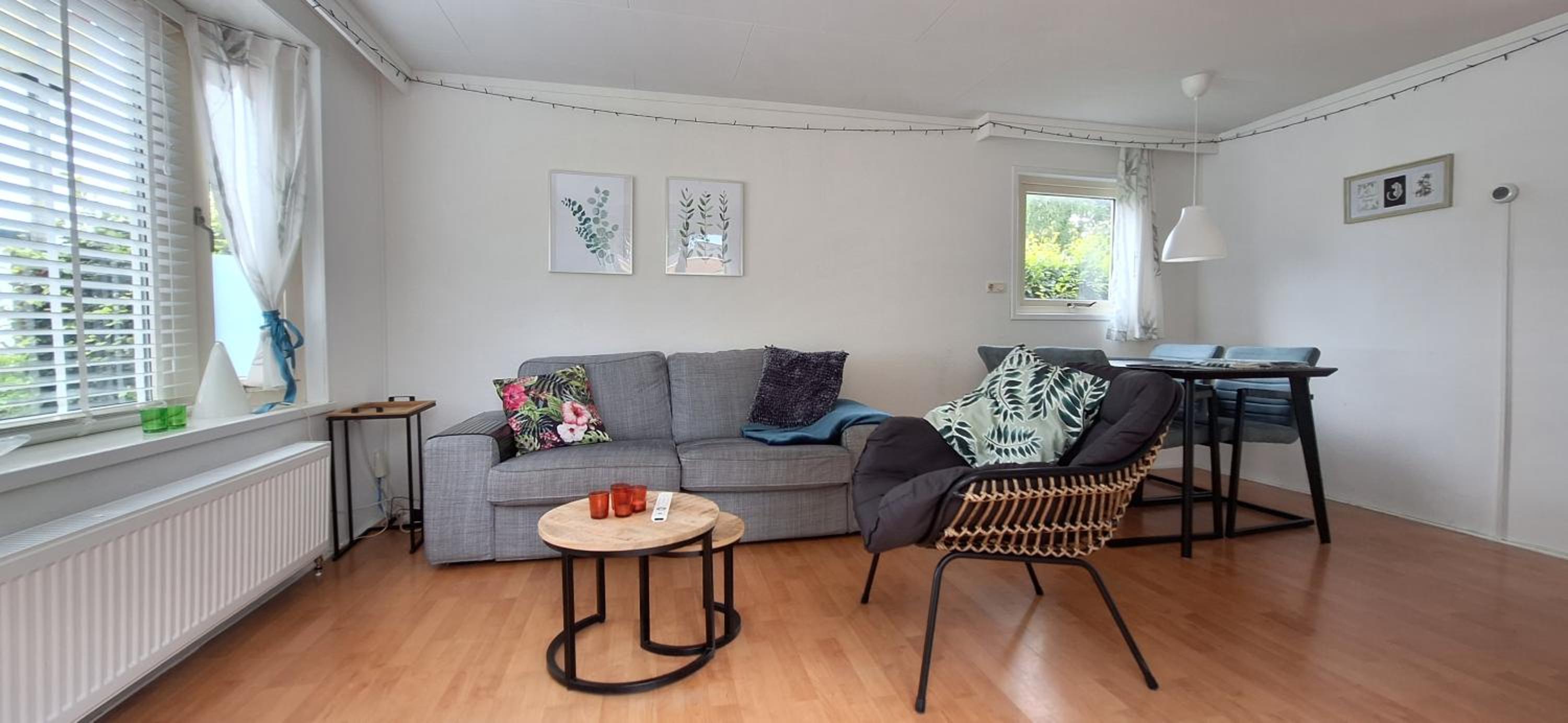 Chalet Esdoorn in Putten, Gezellig en Luxe gerenoveerd view 2