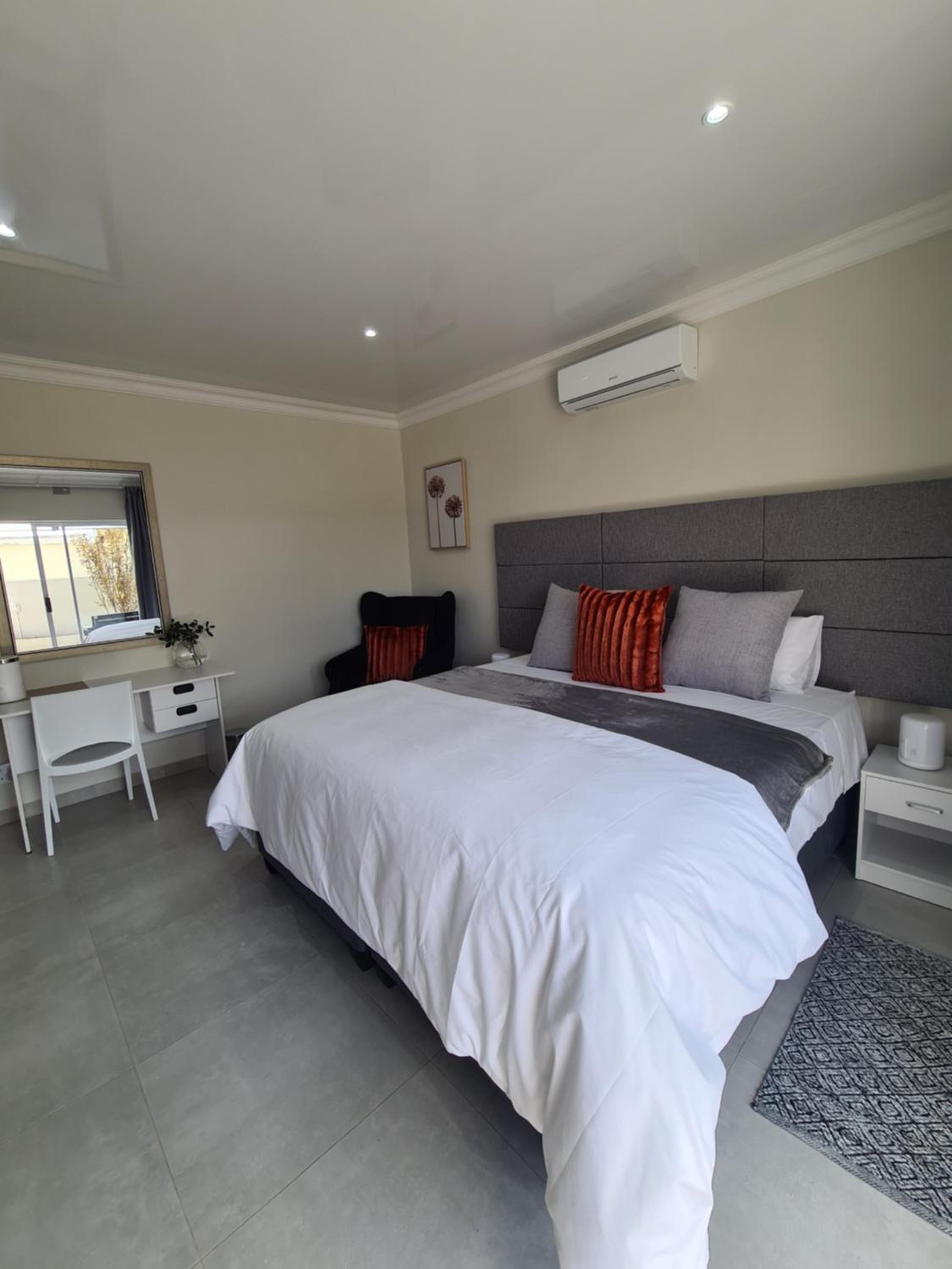 Lion Lodge view 3