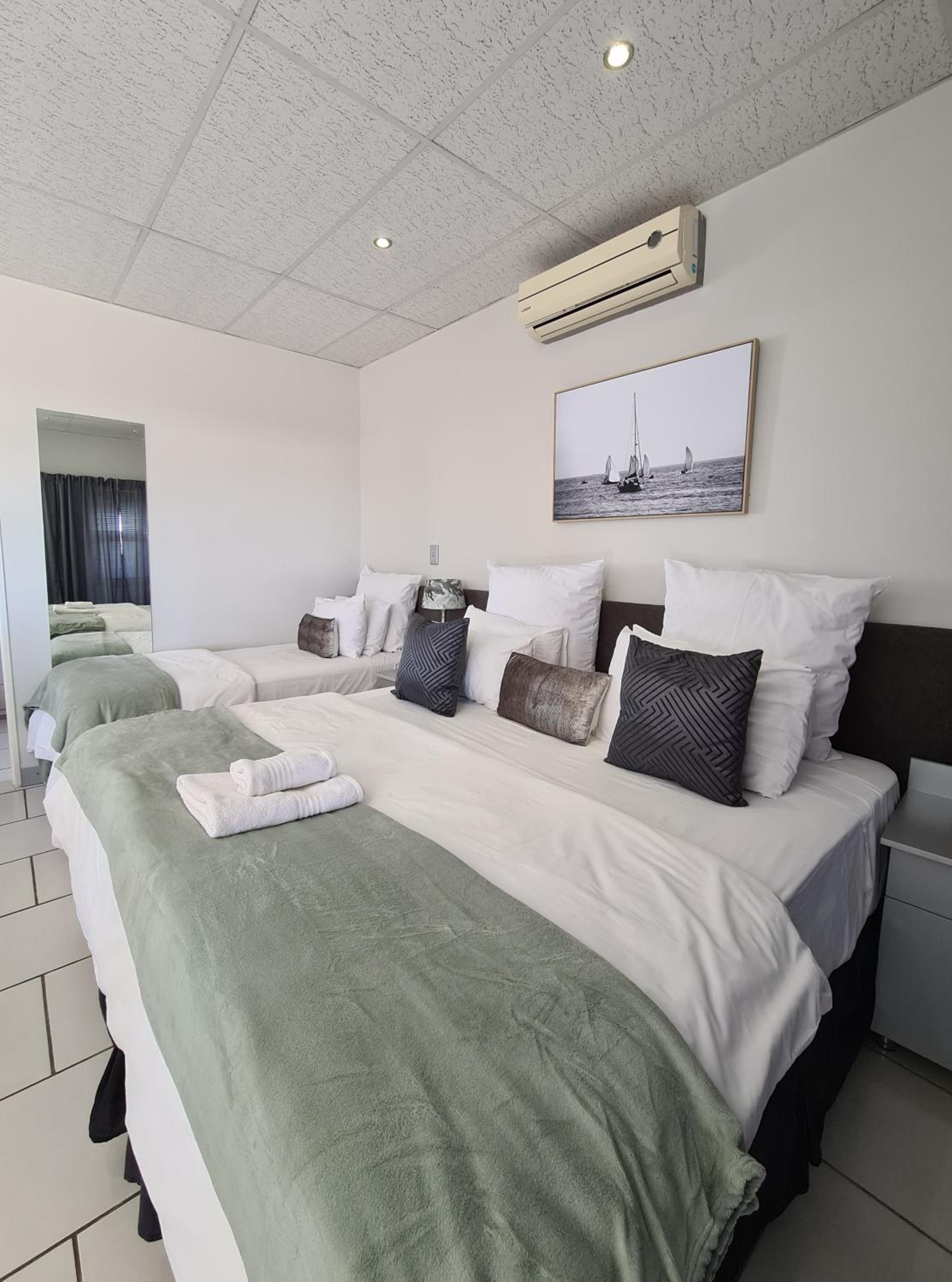Lion Lodge view 5