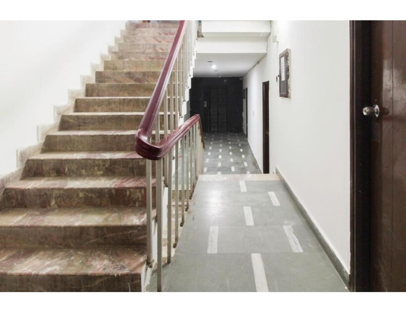Hotel Viren Pacfic, Agra