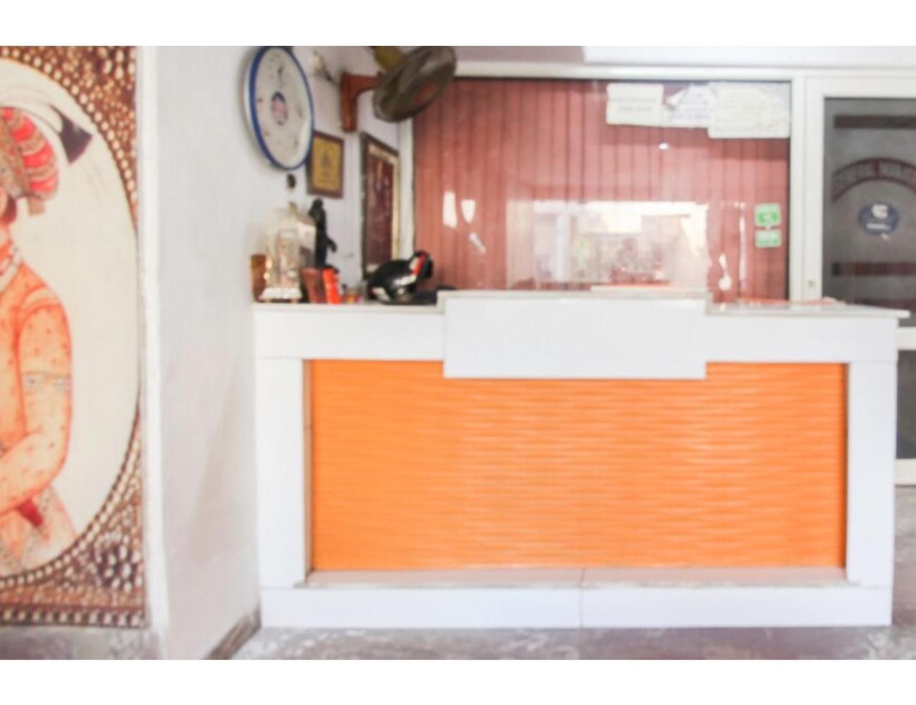 Hotel Viren Pacfic, Agra