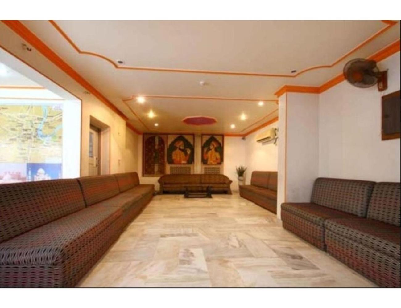 Hotel Viren Pacfic, Agra