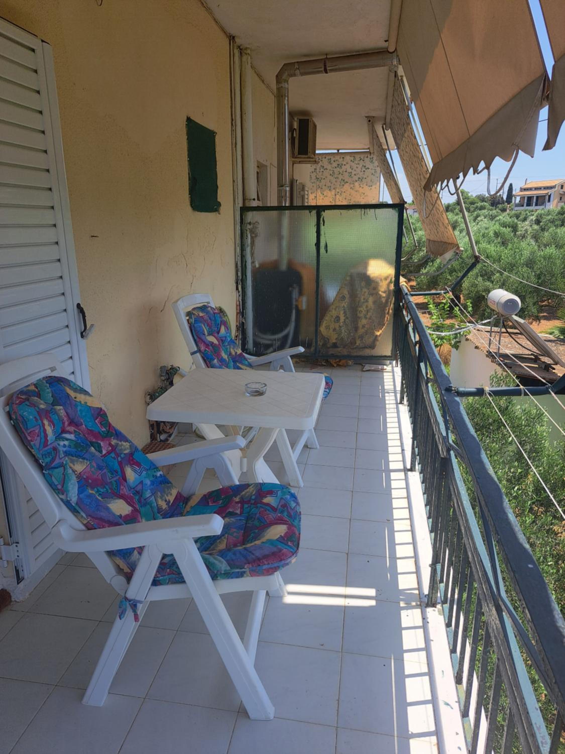 Stathis Rooms