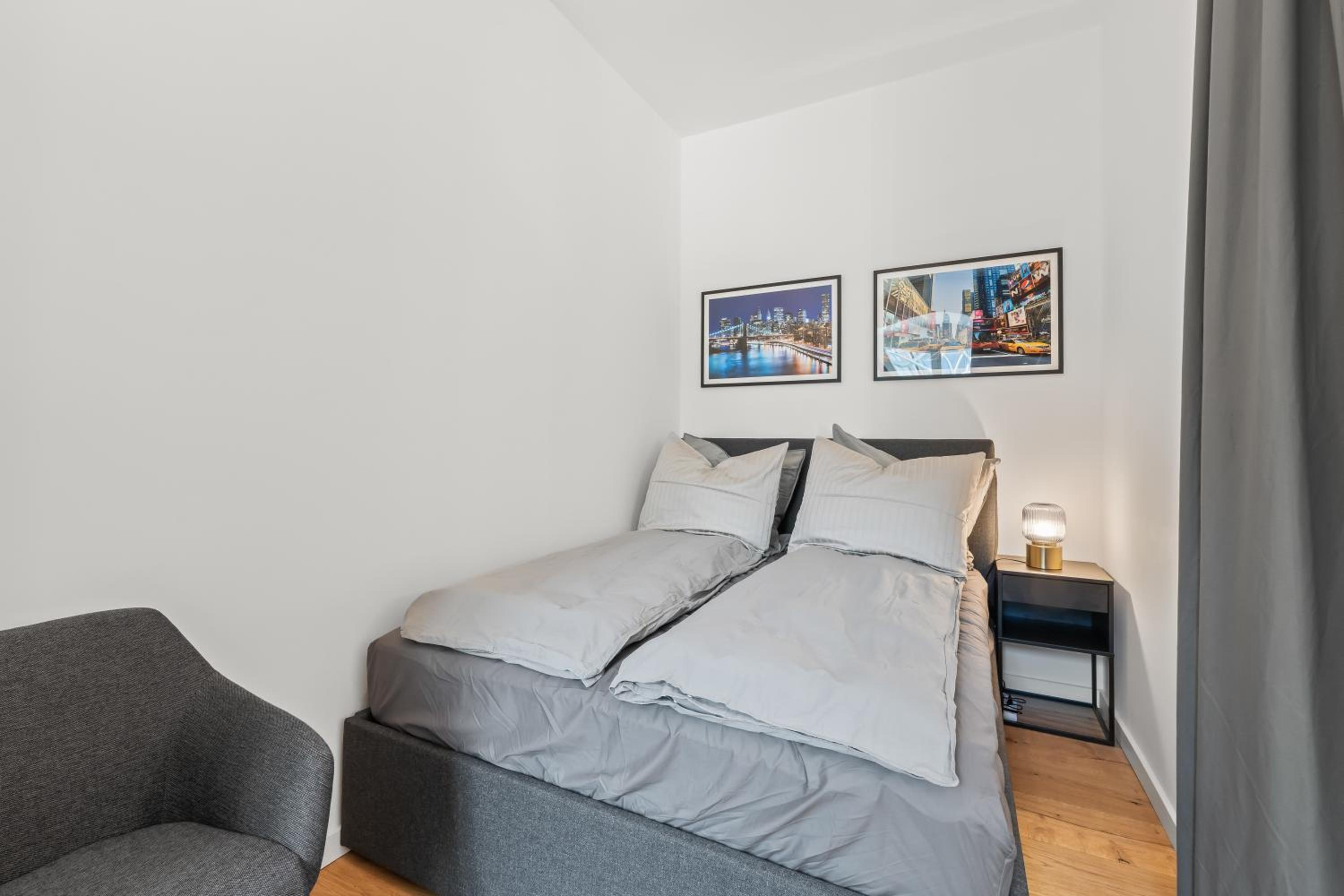 The Straßburger, stylish 3 BR apartment in Mitte, group & family friendly, 4- 6 Guests
