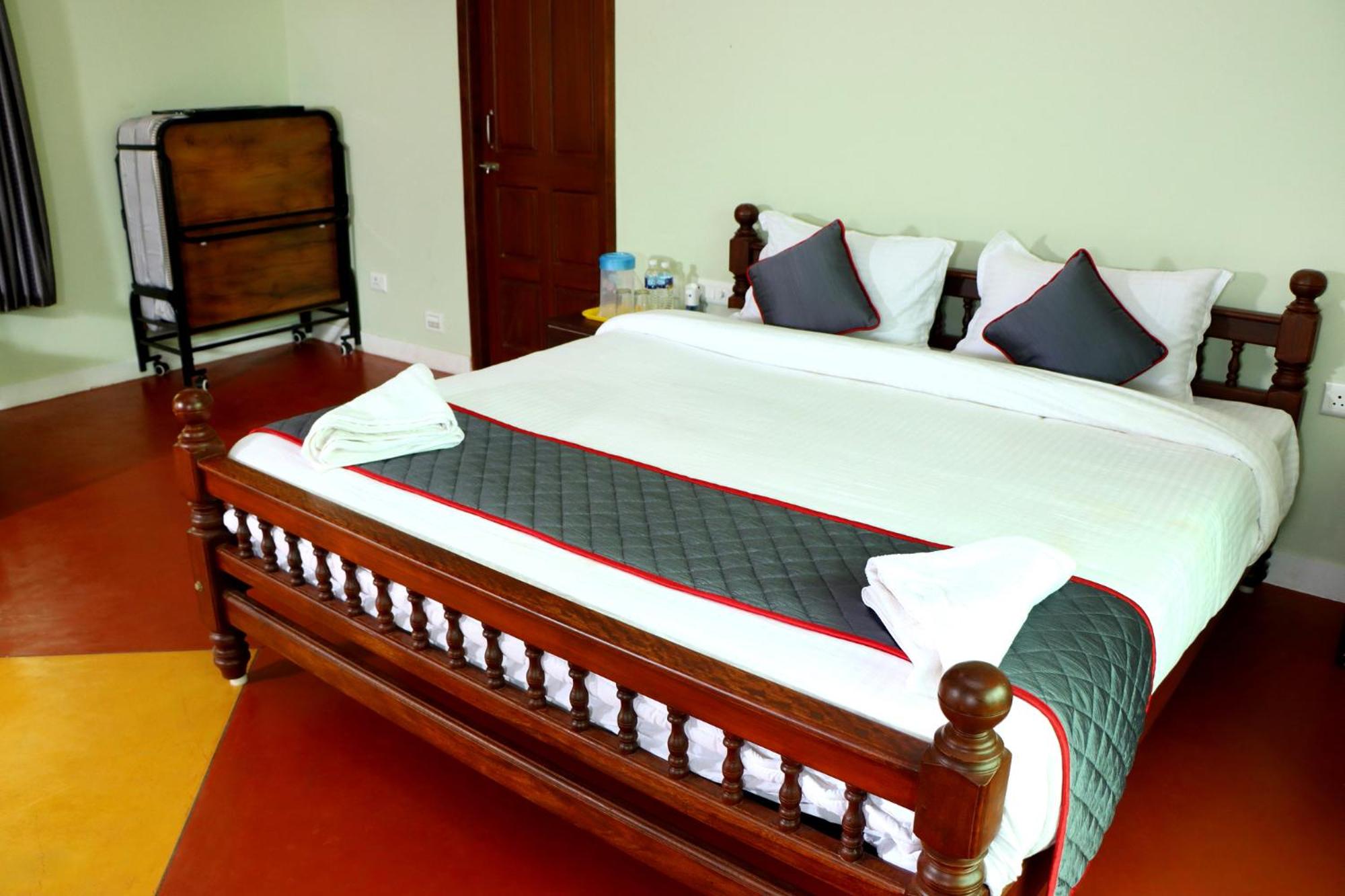 Auro Sunrise Resort Auroville
