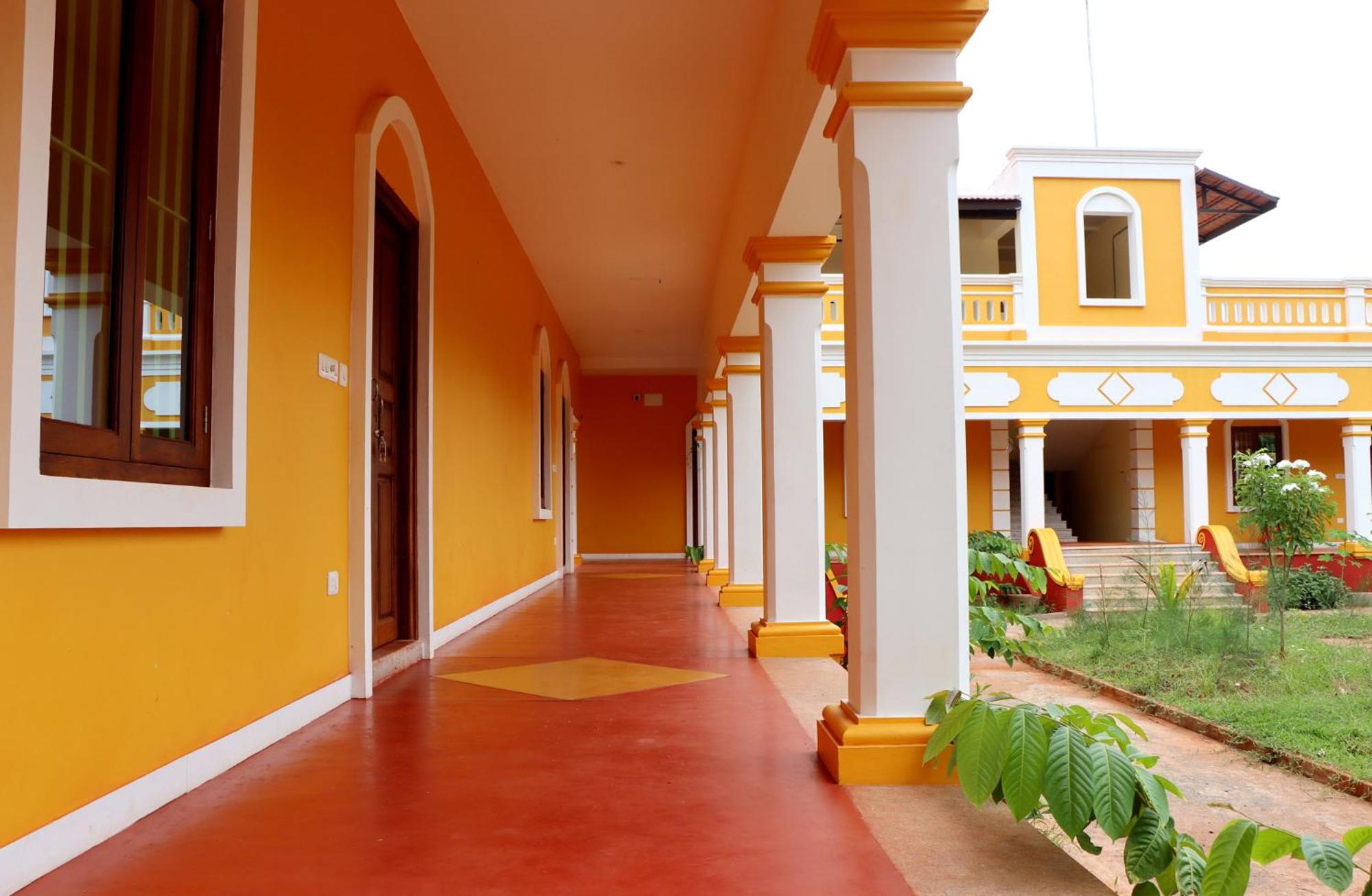Auro Sunrise Resort Auroville
