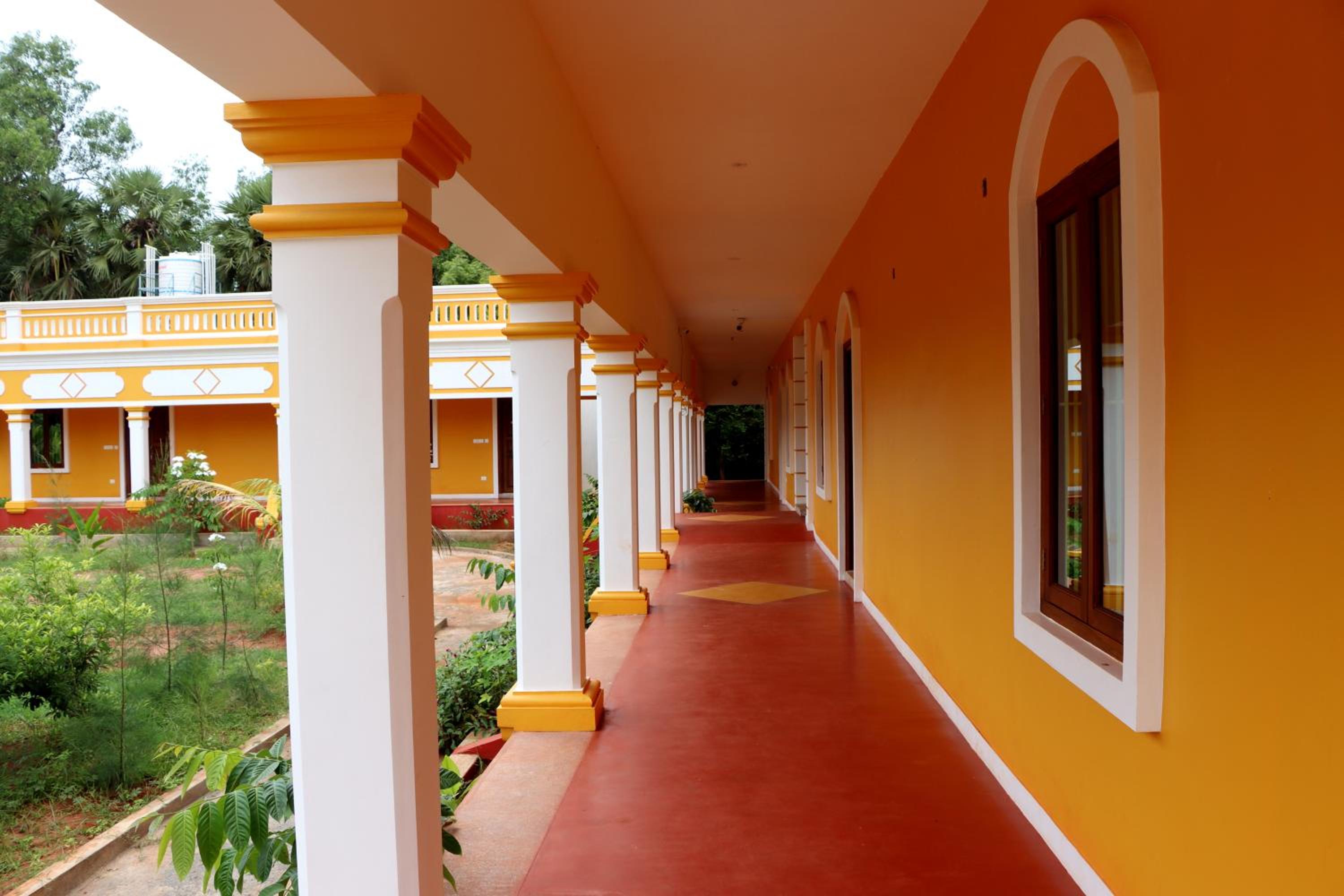 Auro Sunrise Resort Auroville