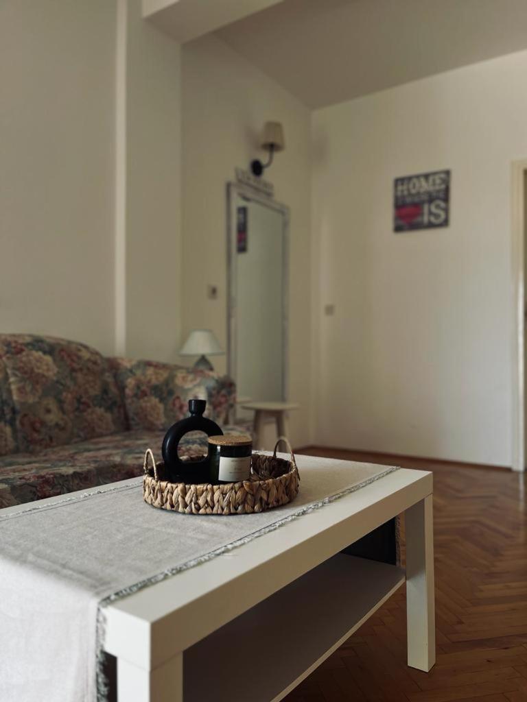 Apartments Jabuka
