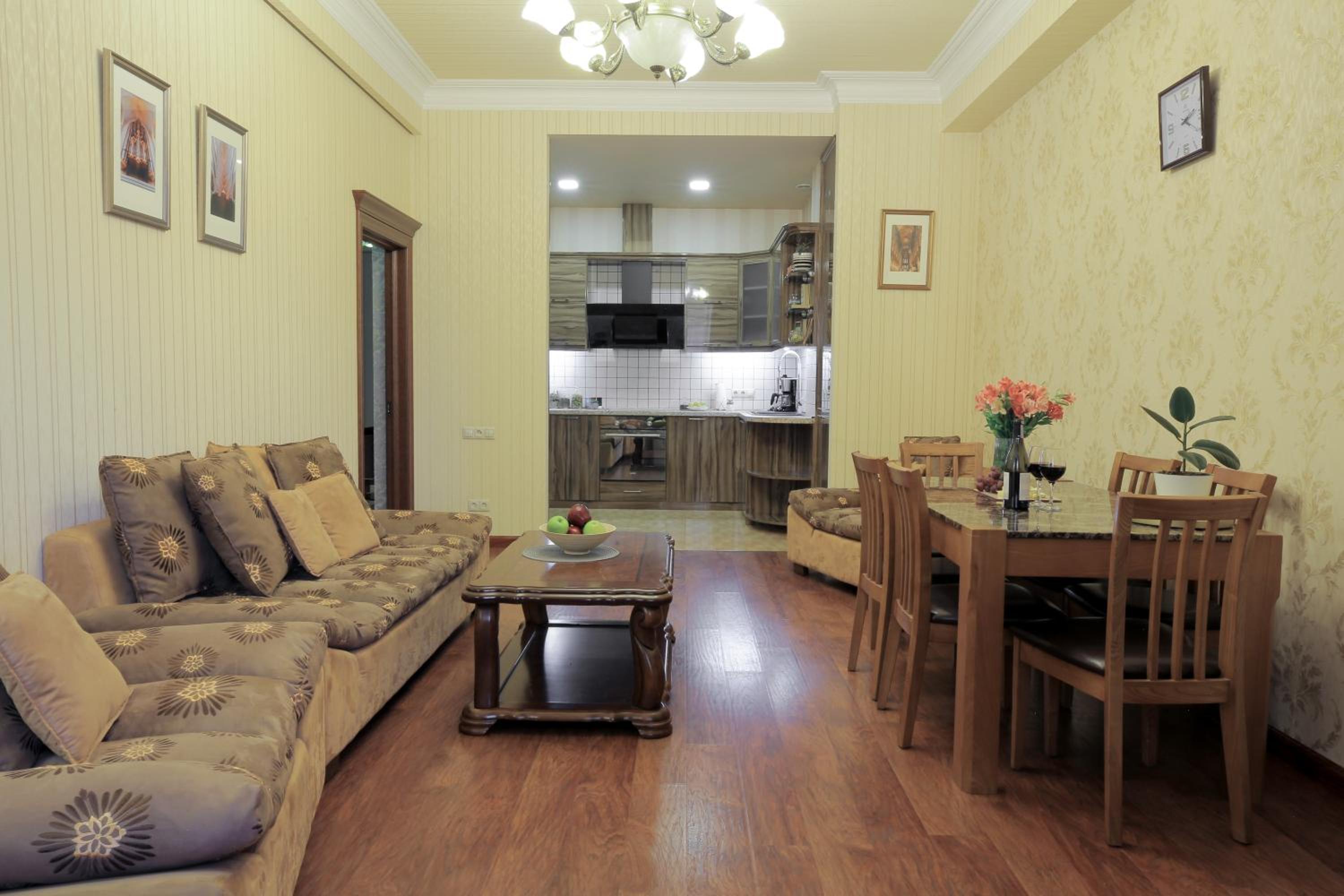 hotelise I Faberge Apartment