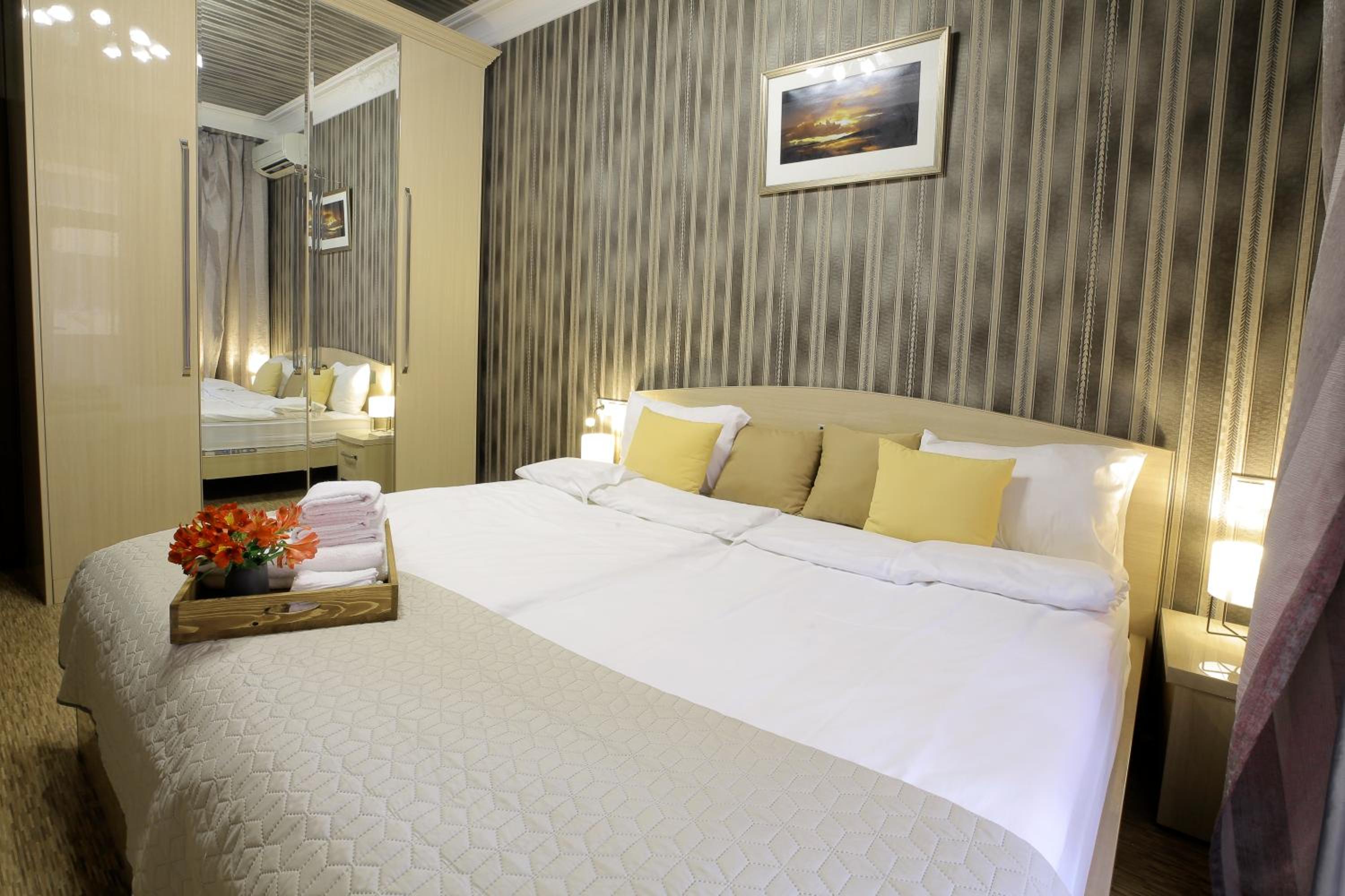 hotelise I Faberge Apartment