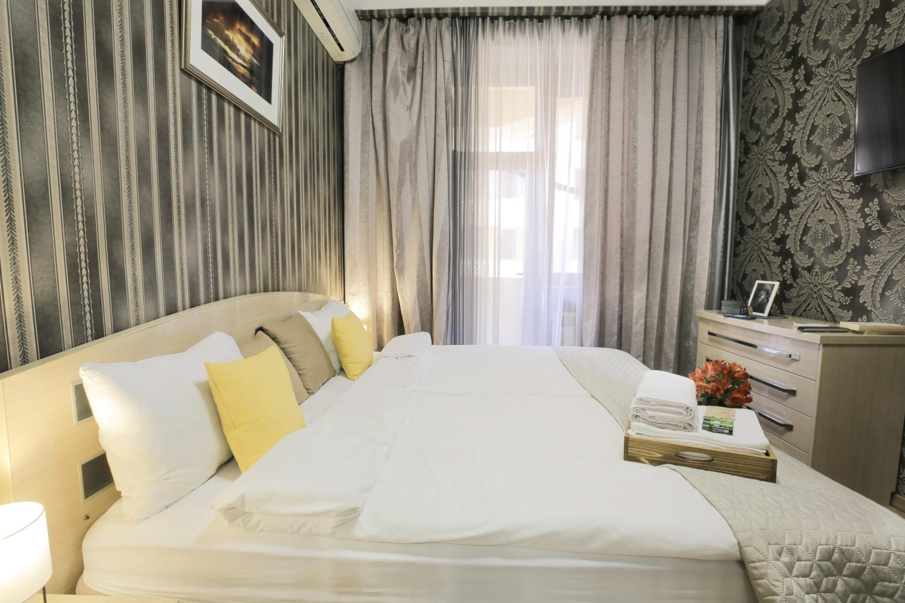 hotelise I Faberge Apartment