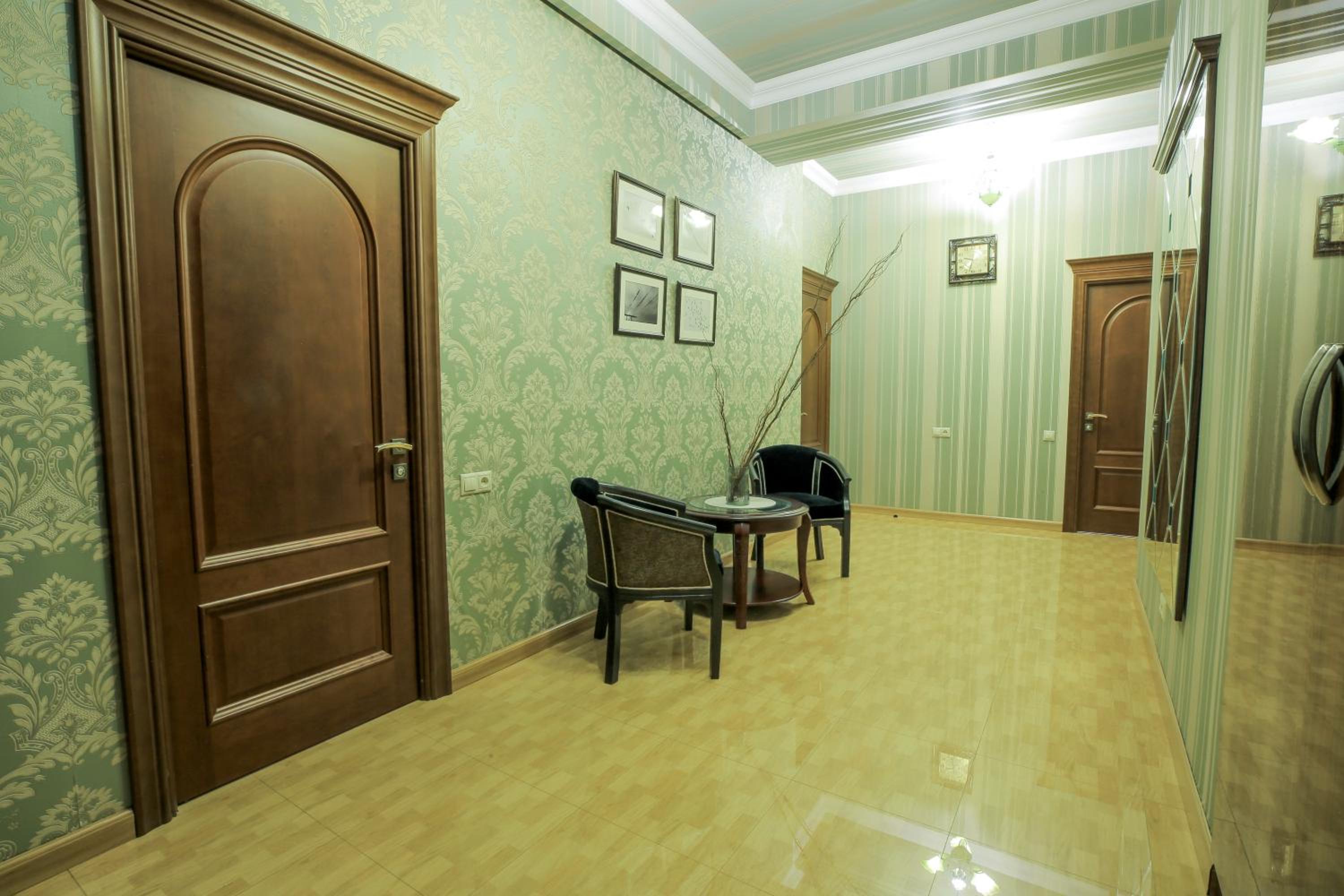 hotelise I Faberge Apartment