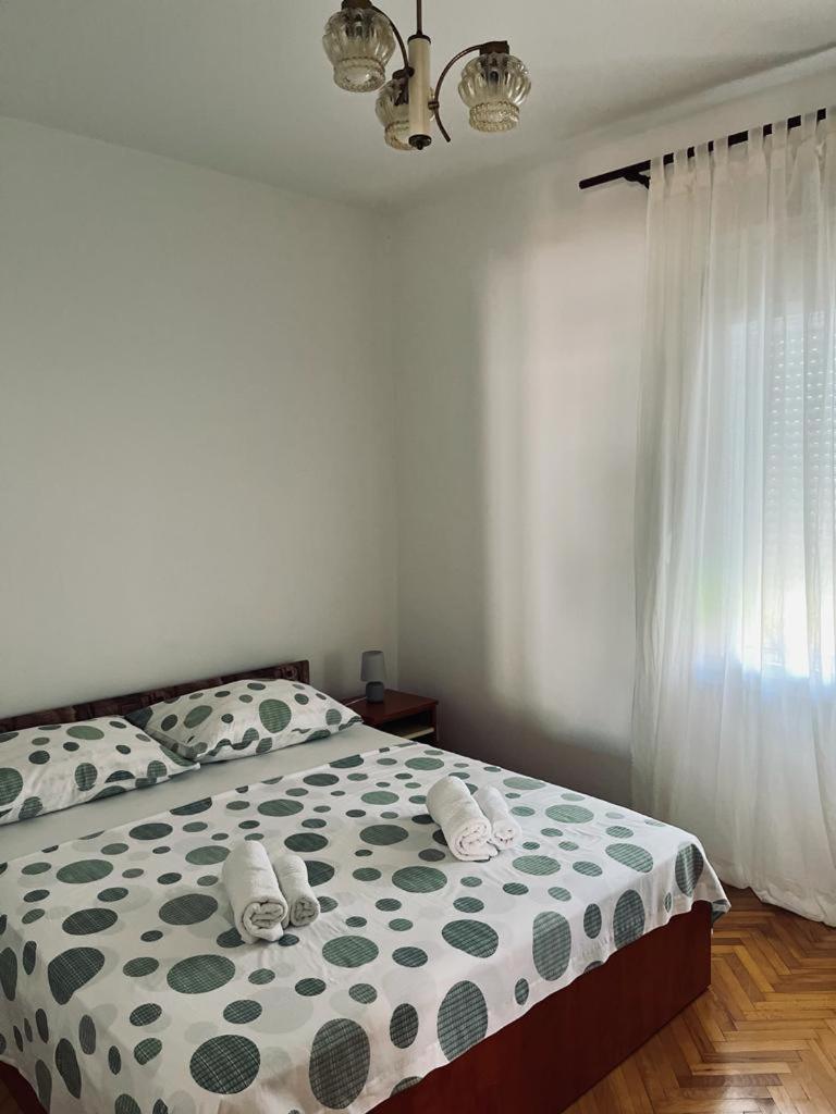 Apartments Jabuka