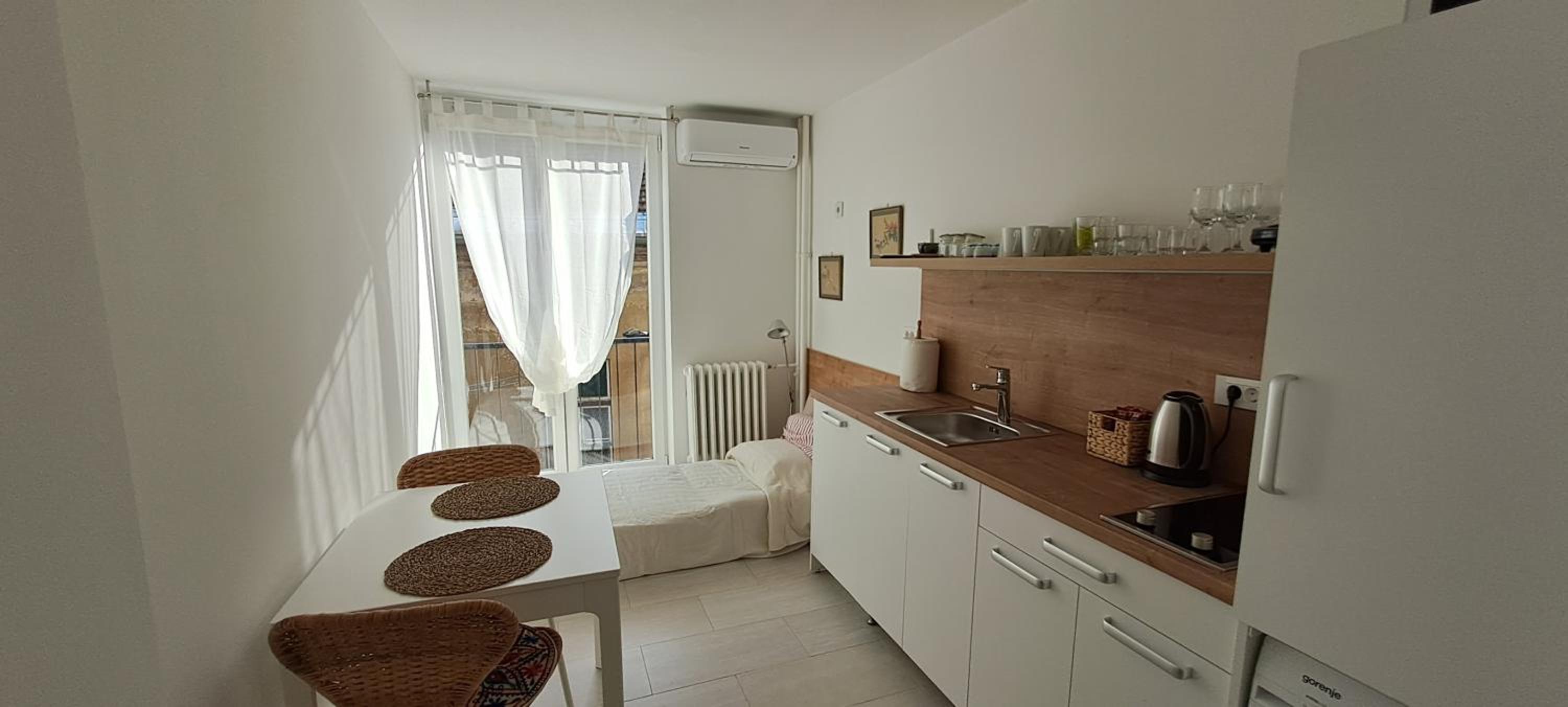 Cozy at prime location above Ferhadija Street