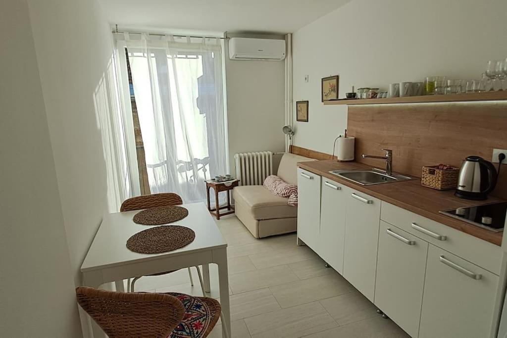 Cozy at prime location above Ferhadija Street
