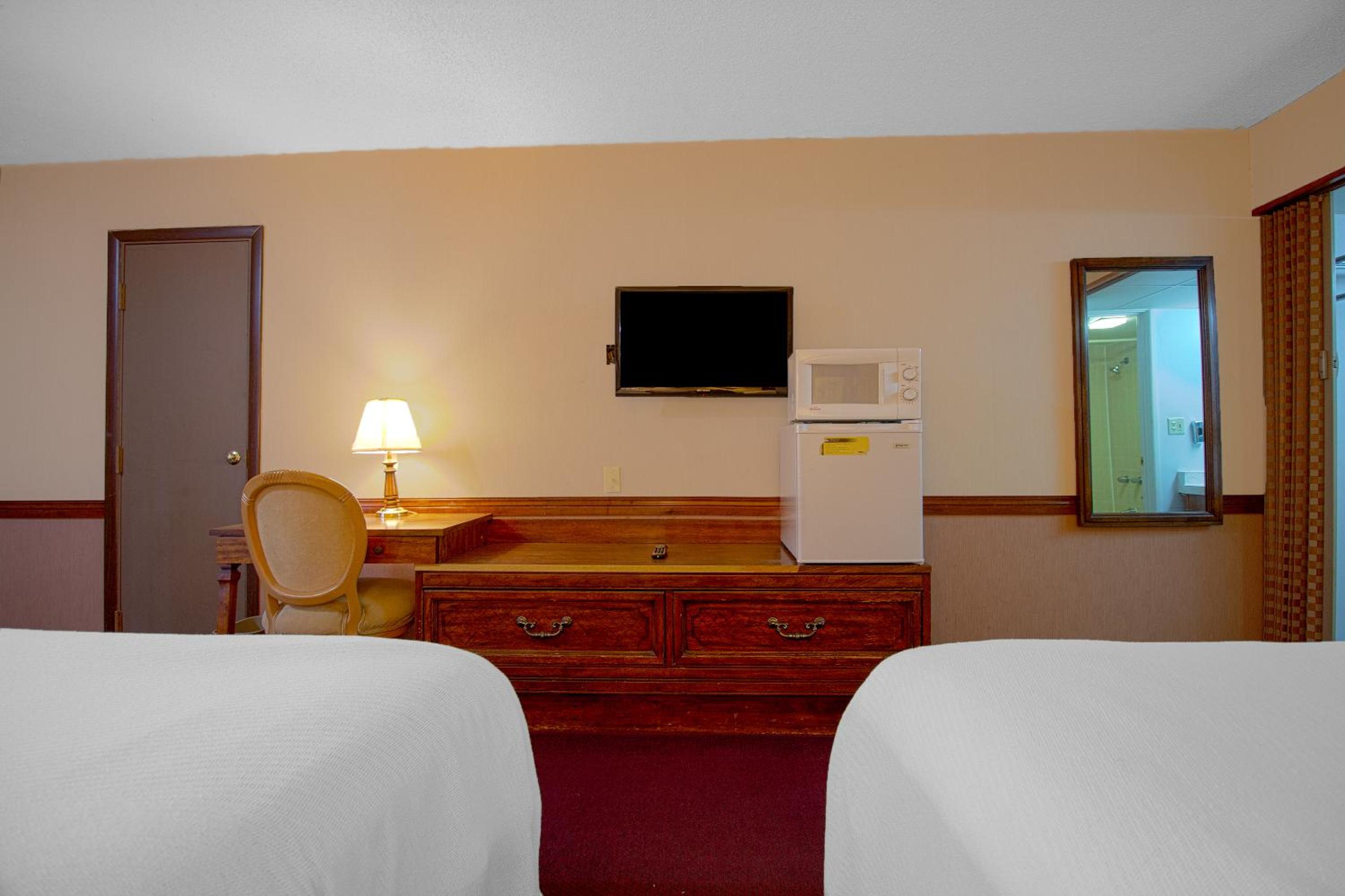 Liberal Vacations - HomeTown Inn By OYO - Liberal, KS - Property Image 15