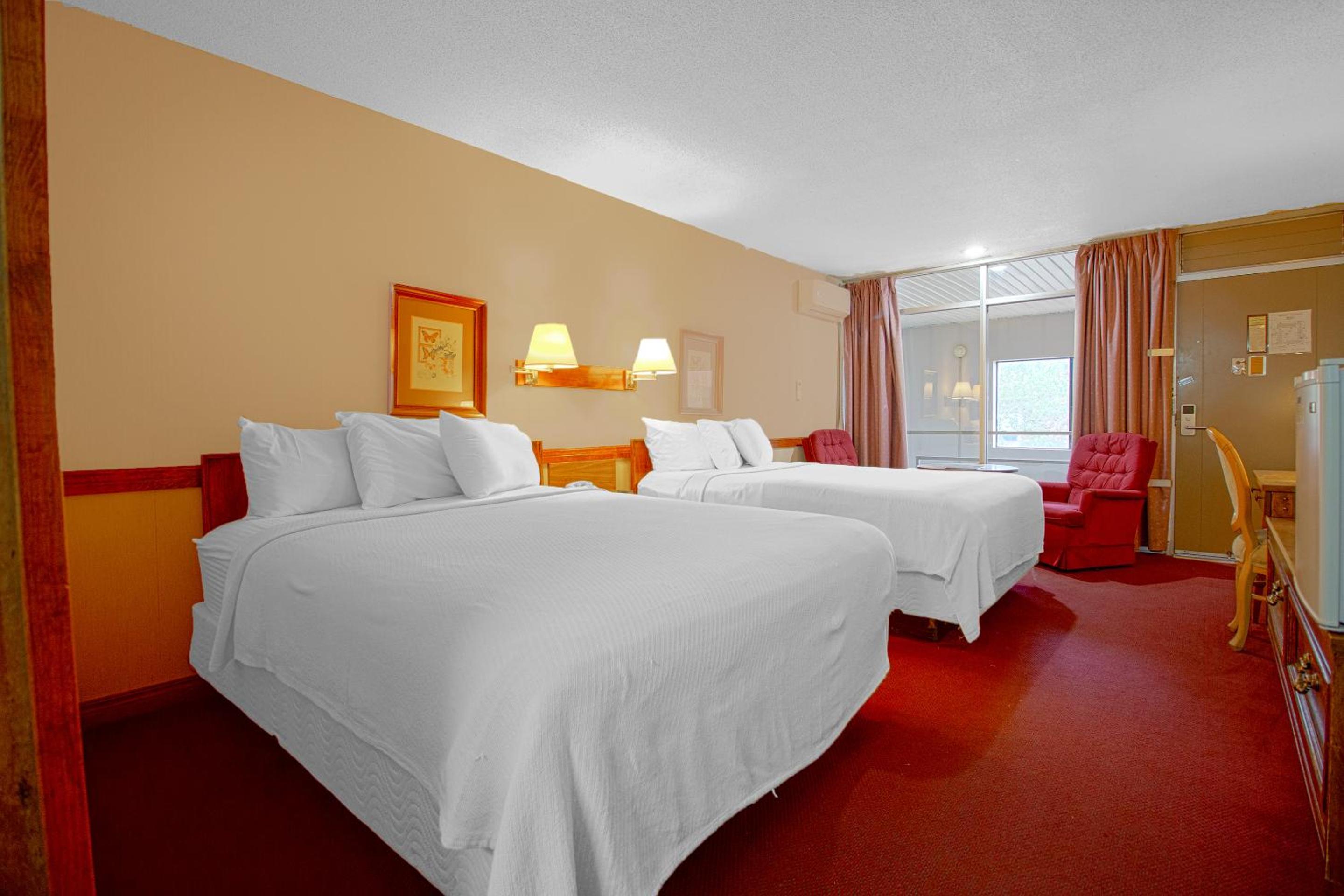 Liberal Vacations - HomeTown Inn By OYO - Liberal, KS - Property Image 53