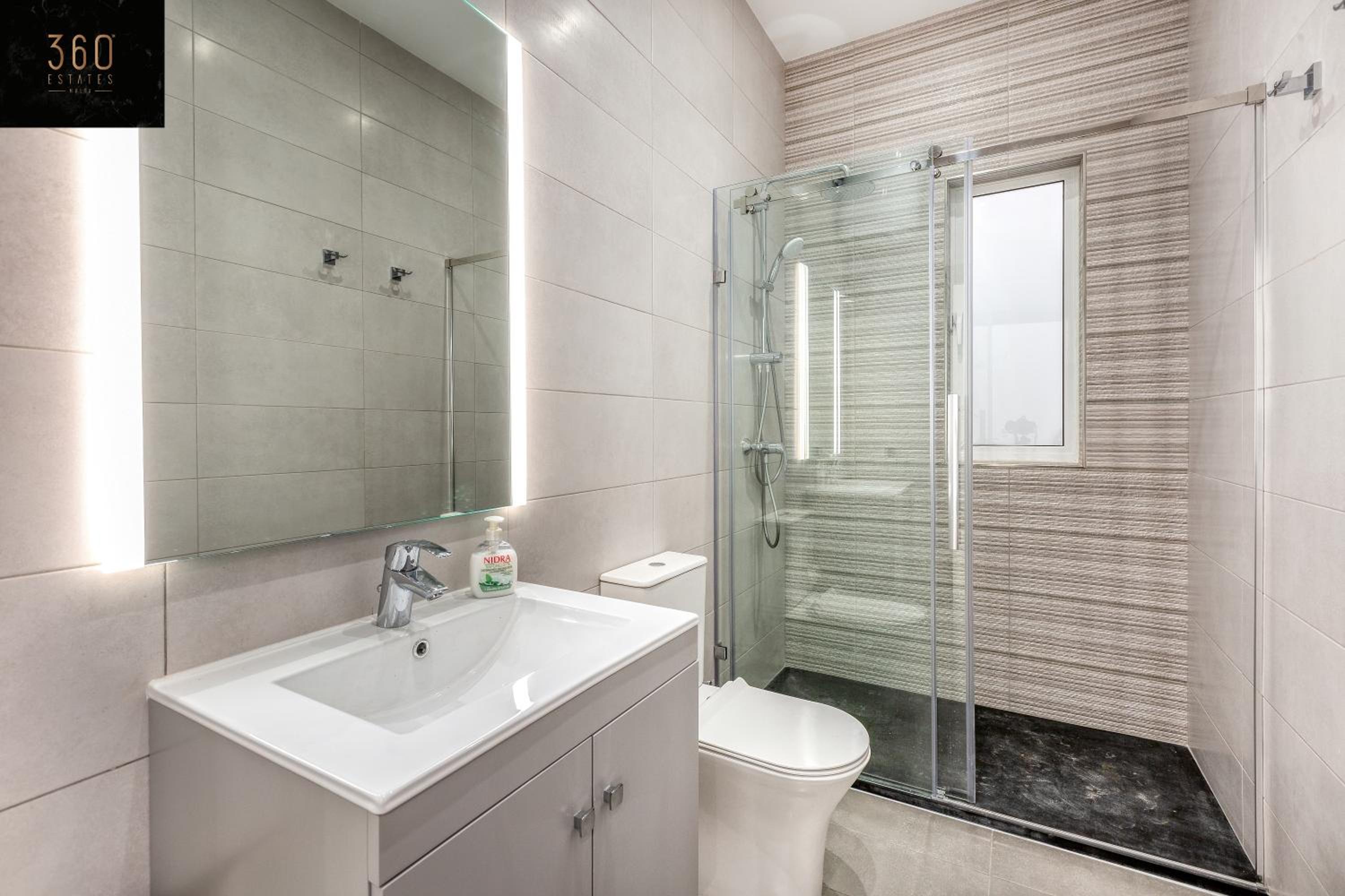 Stylish & Modern 1 BR Duplex APT in St Julians by 360 Estates photo 4