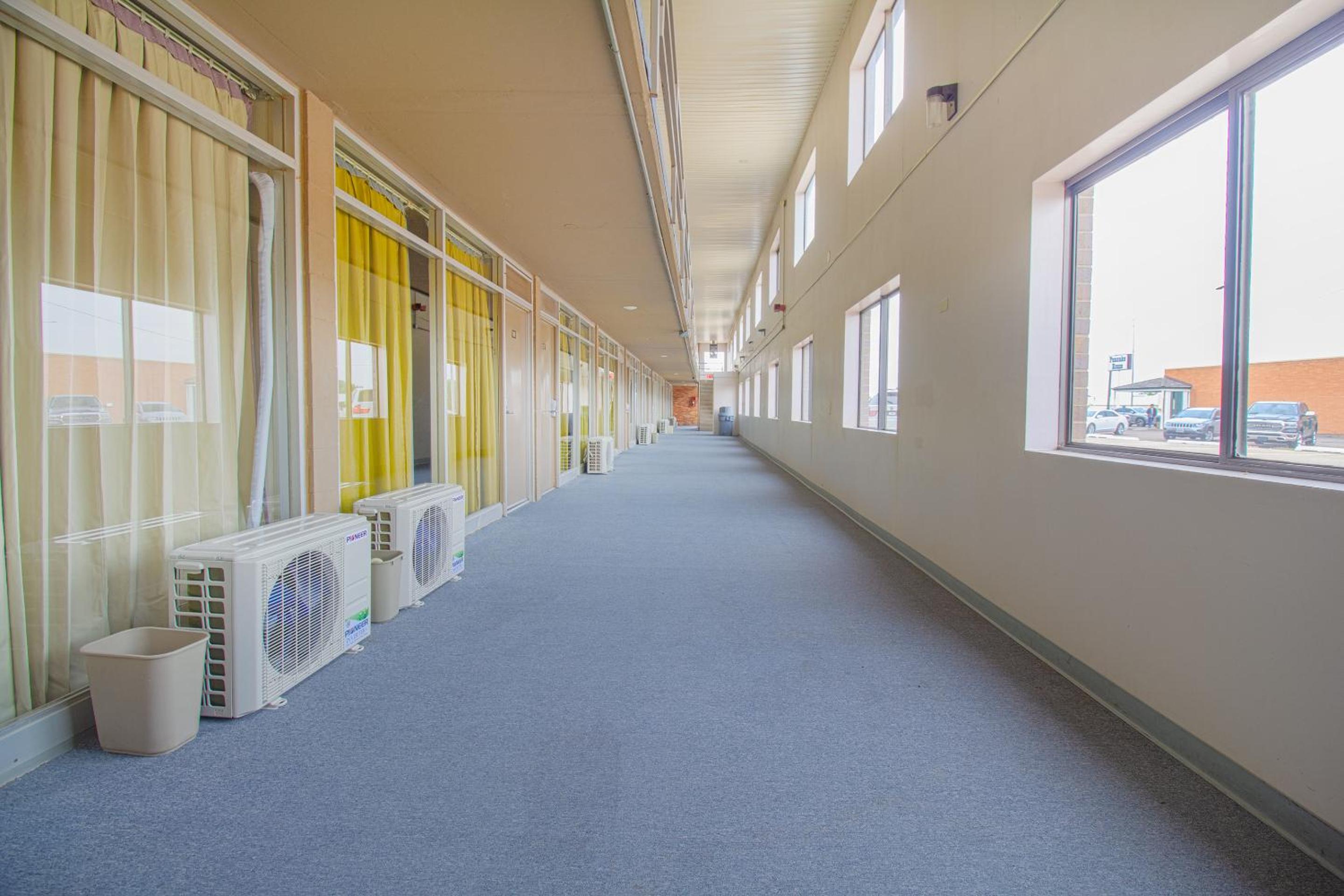 Liberal Vacations - HomeTown Inn By OYO - Liberal, KS - Property Image 49