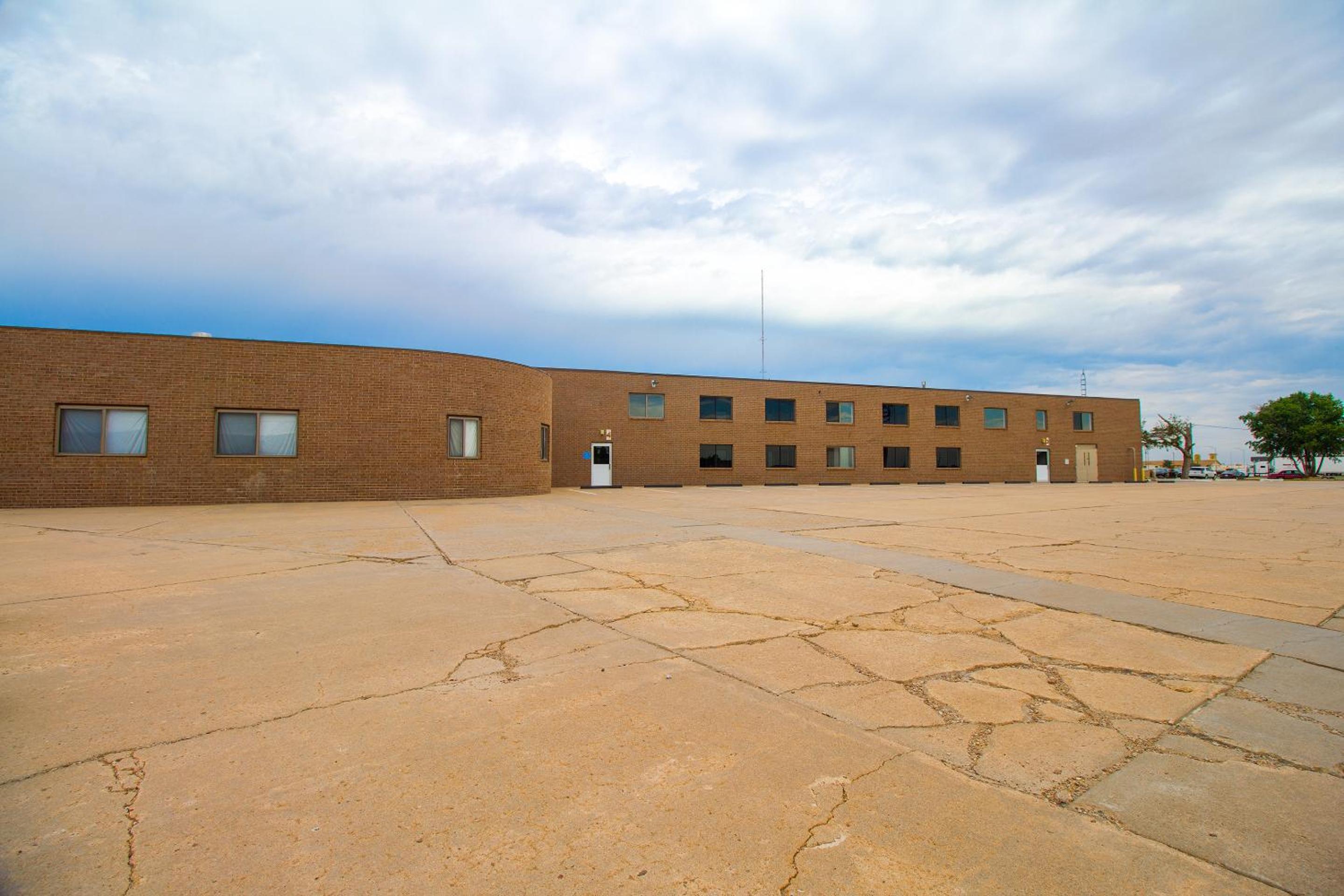 Liberal Vacations - HomeTown Inn By OYO - Liberal, KS - Property Image 26