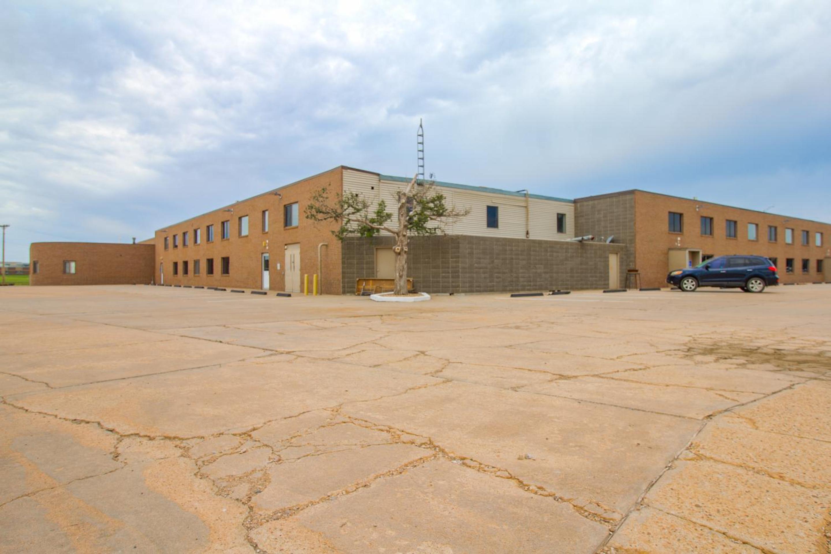 Liberal Vacations - HomeTown Inn By OYO - Liberal, KS - Property Image 27