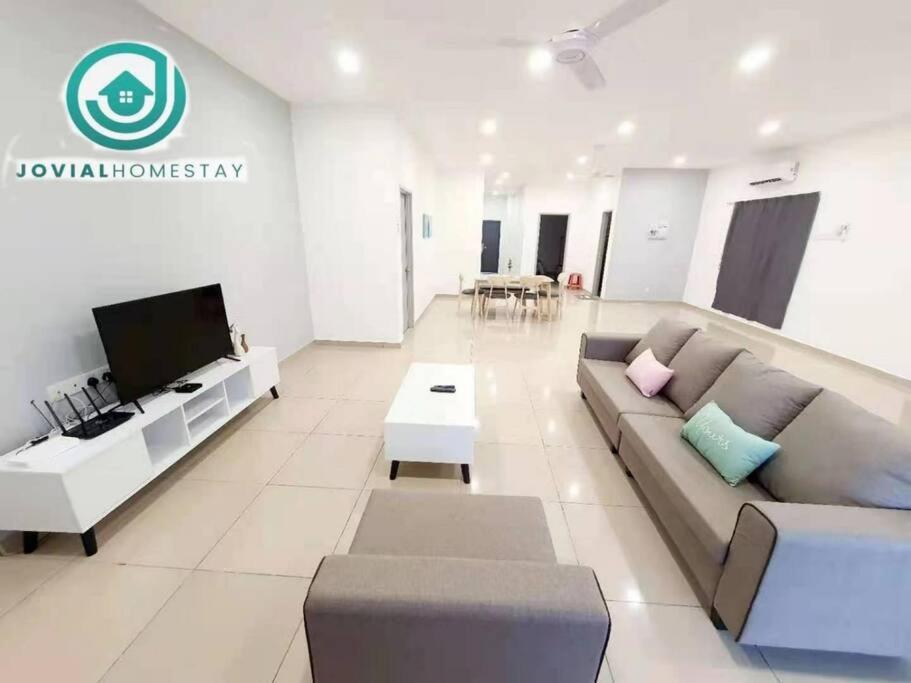 JOVIAL COZY&STYLISH 2STORYHOUSE 4ROOM@BMJURU photo 1