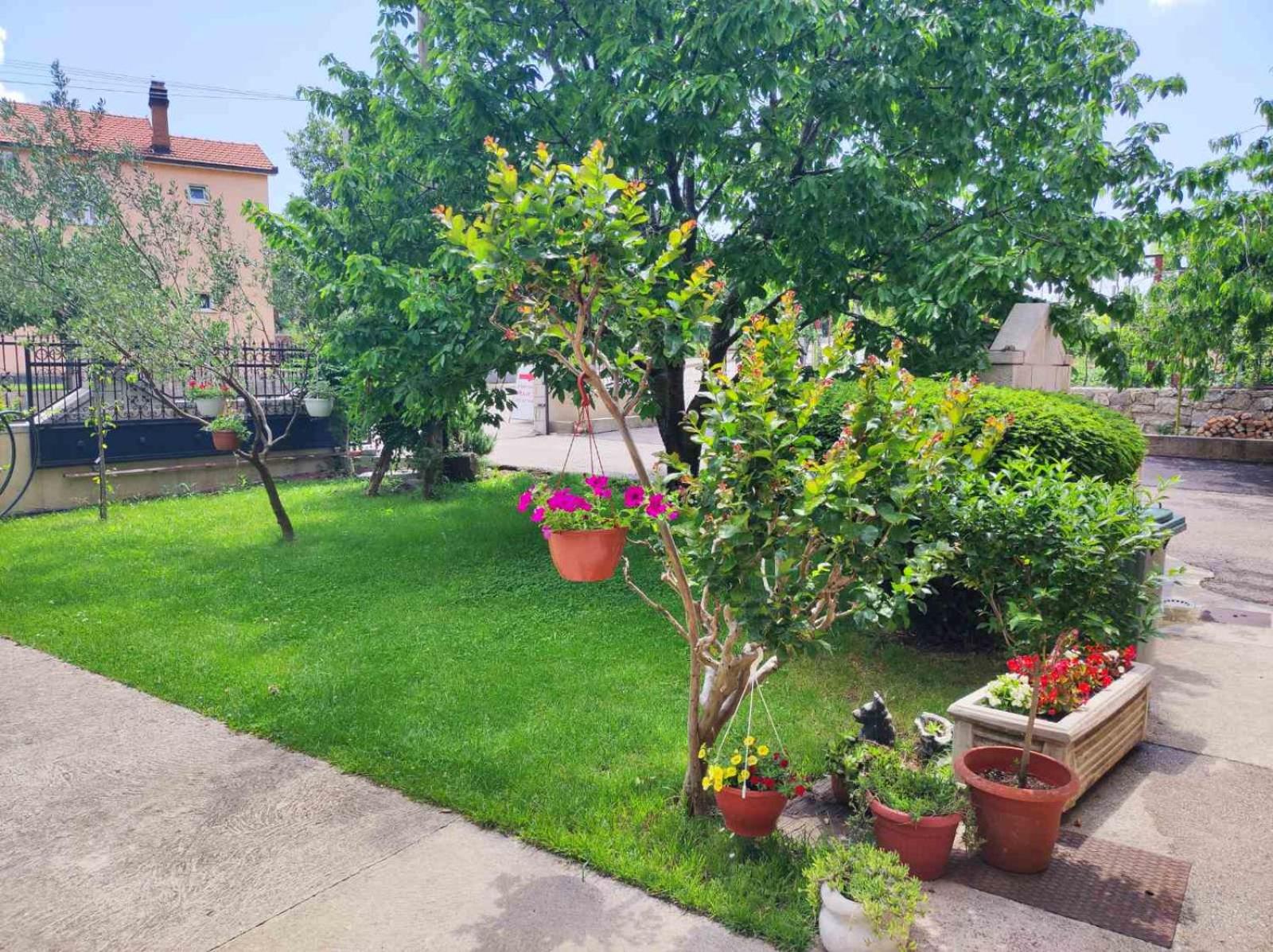 APARTMAN PRAVICA 2