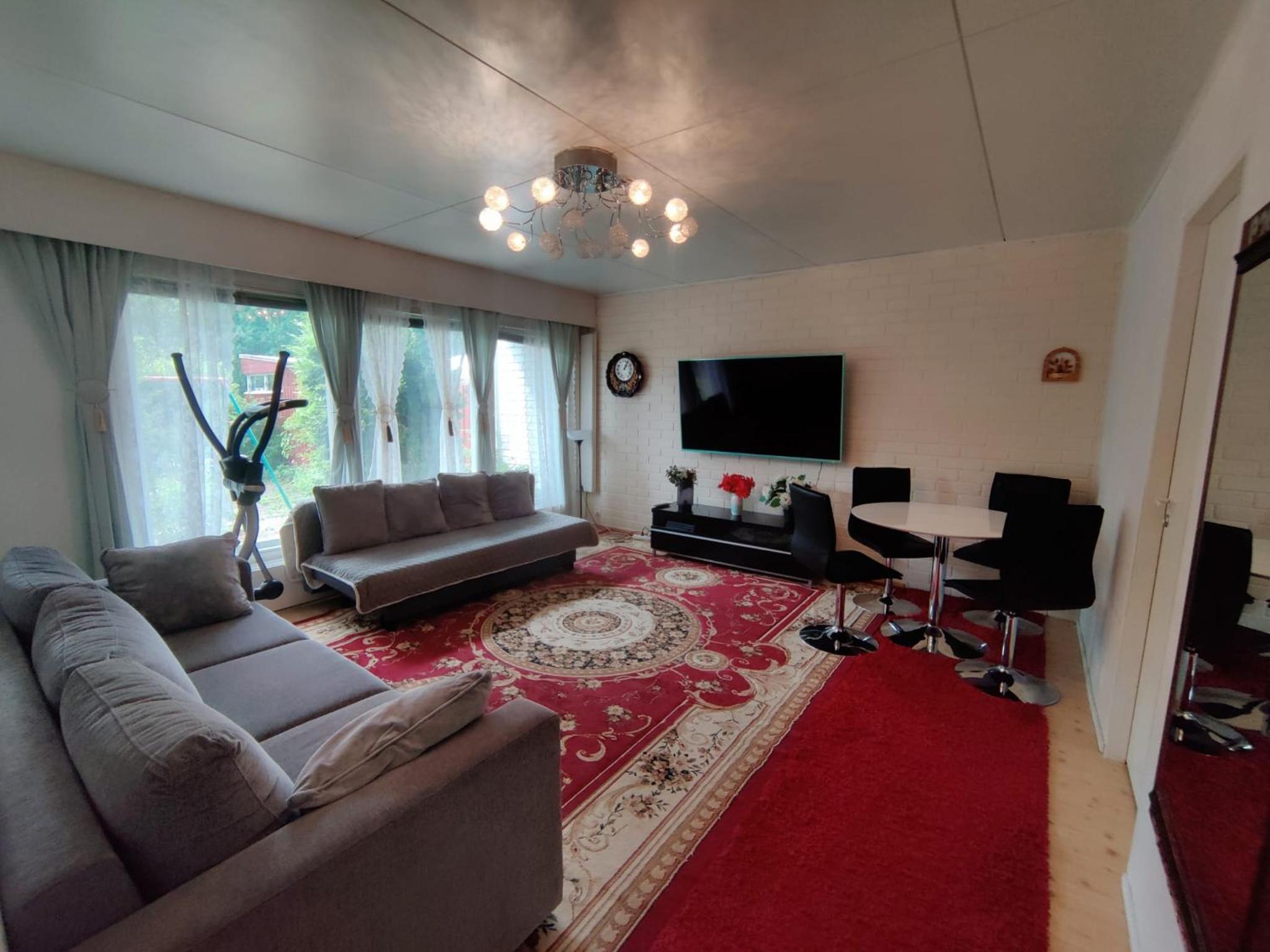 Cozy and Spacious Row House view 4