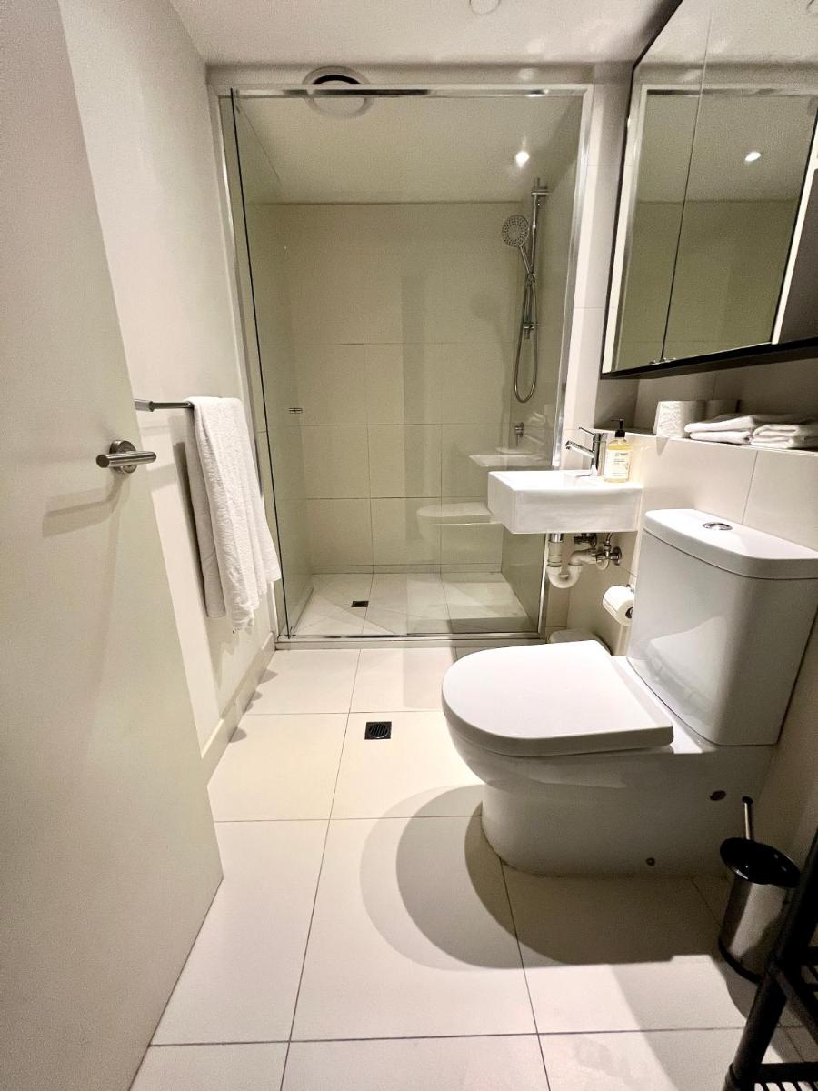 ReadySet Apartments on Little Collins view 5
