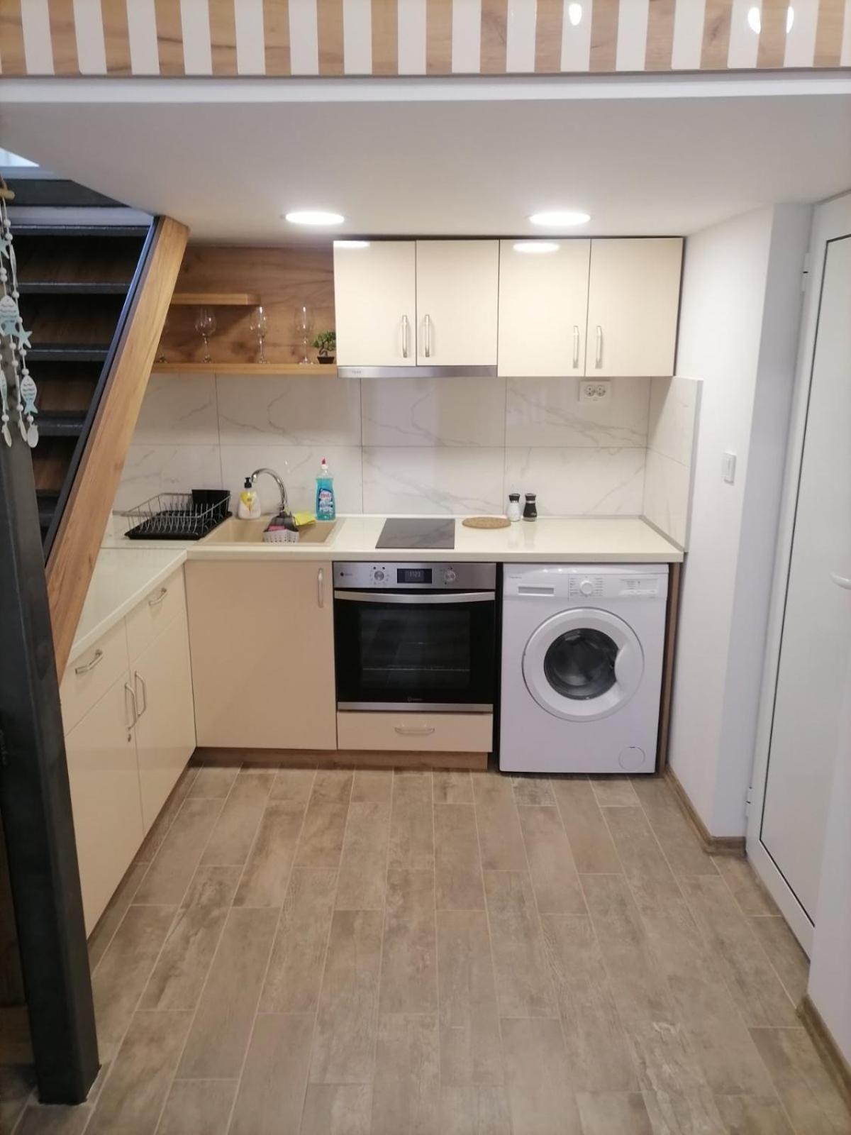 Cosy apartment with a sunny balcony in Varna